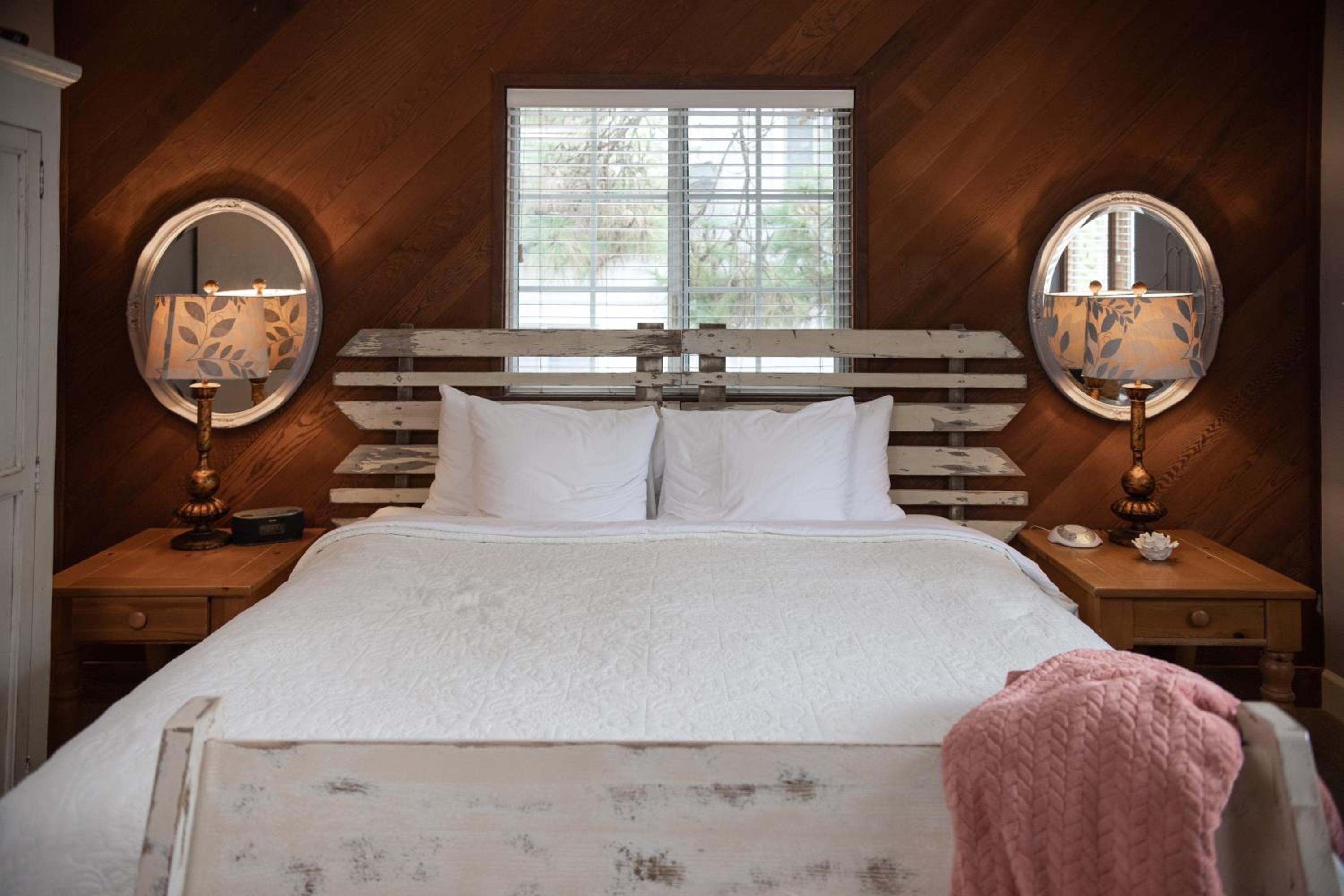 J Patrick Inn