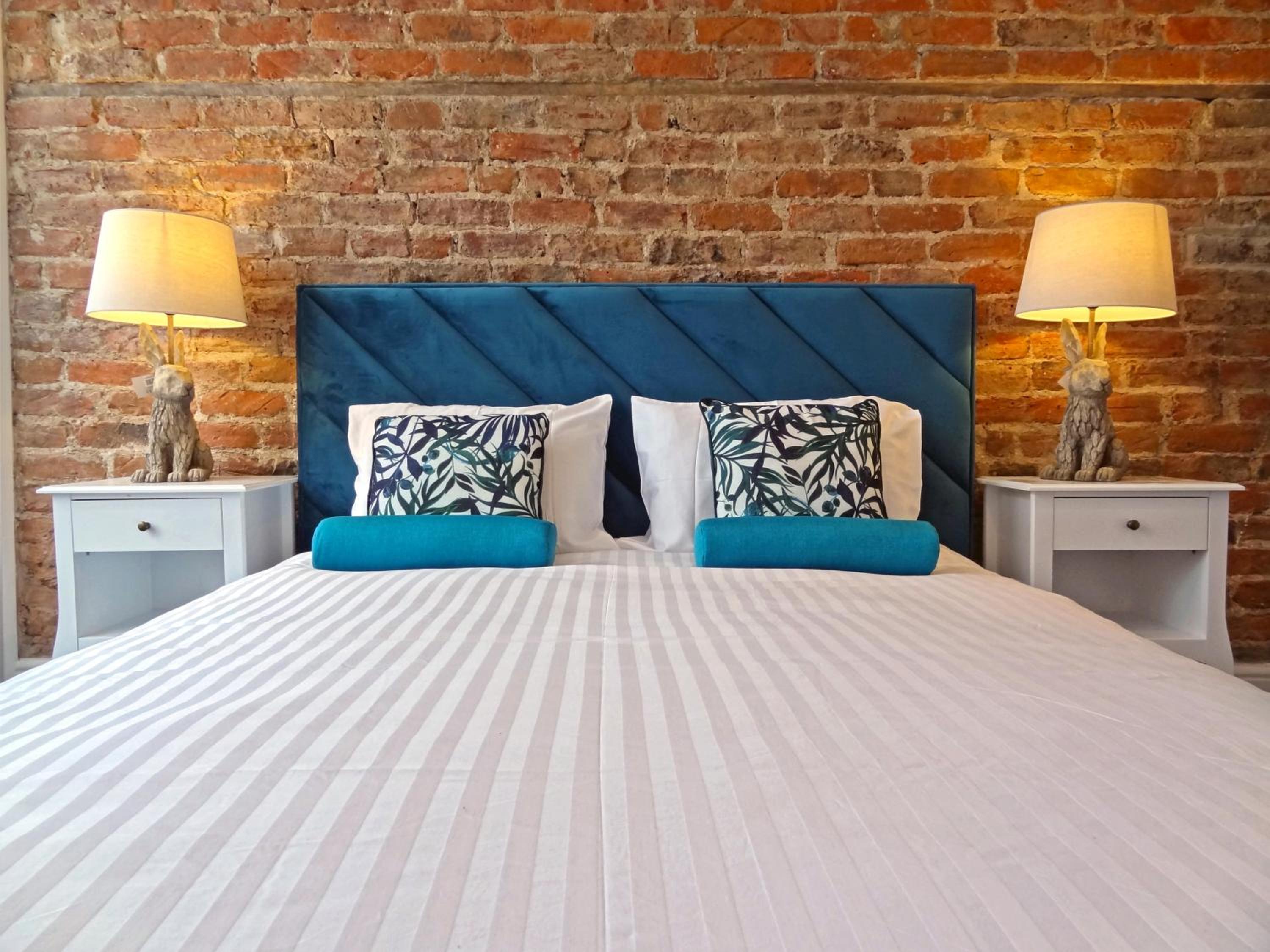 Sea Coast Apartment by Seaside Llandudno view 3