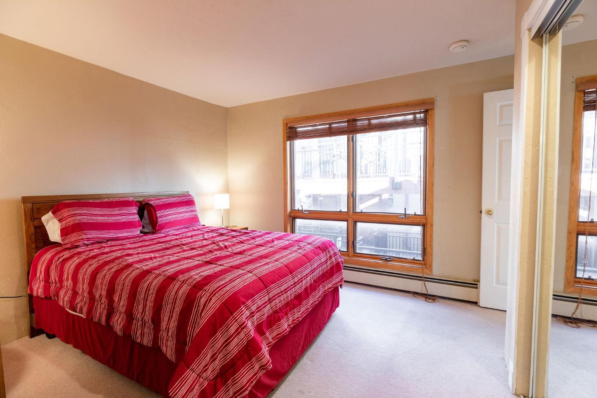 Breakaway West - Studio, 2,3 Bedrooms by Vail Realty