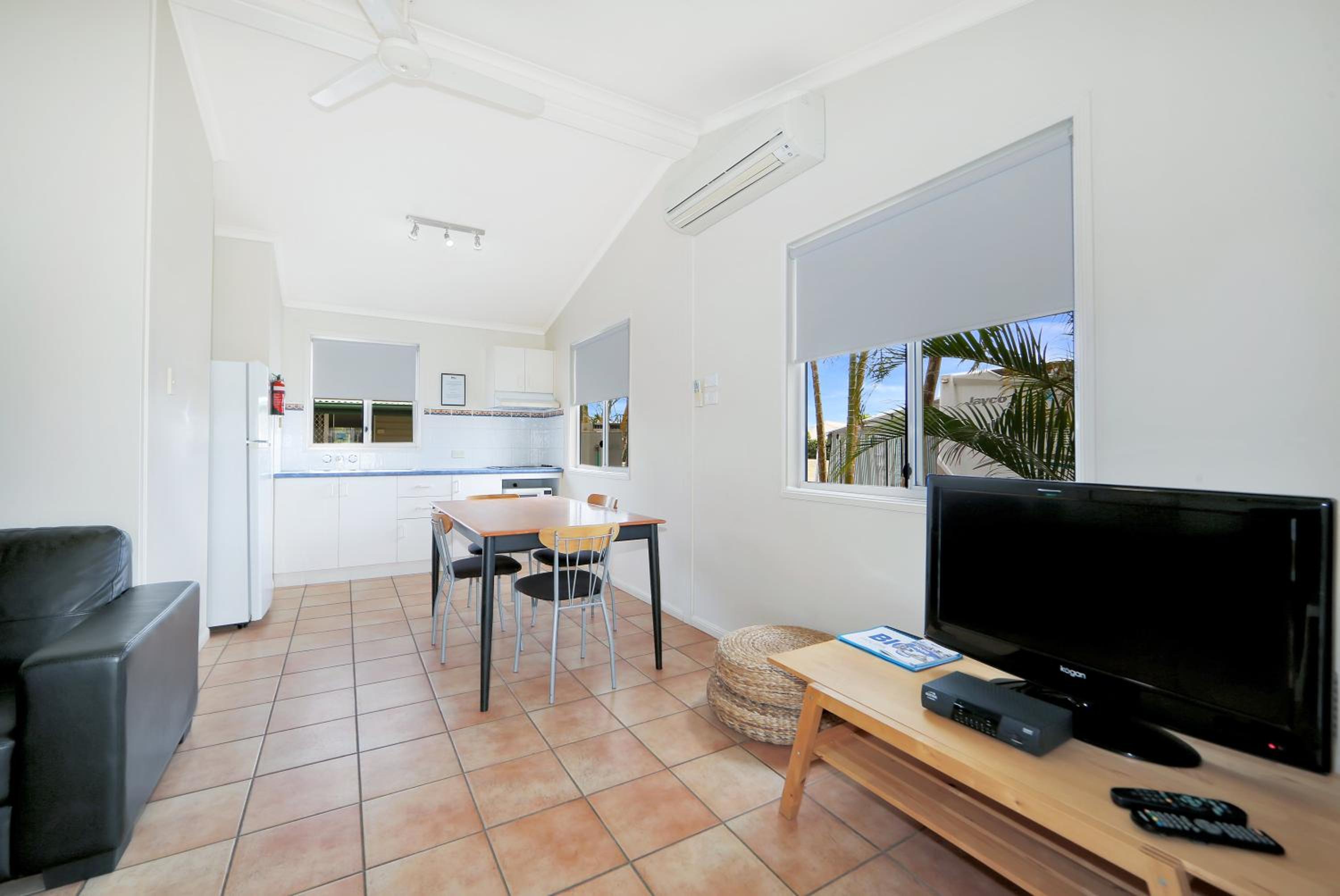 BIG4 Cane Village Holiday Park