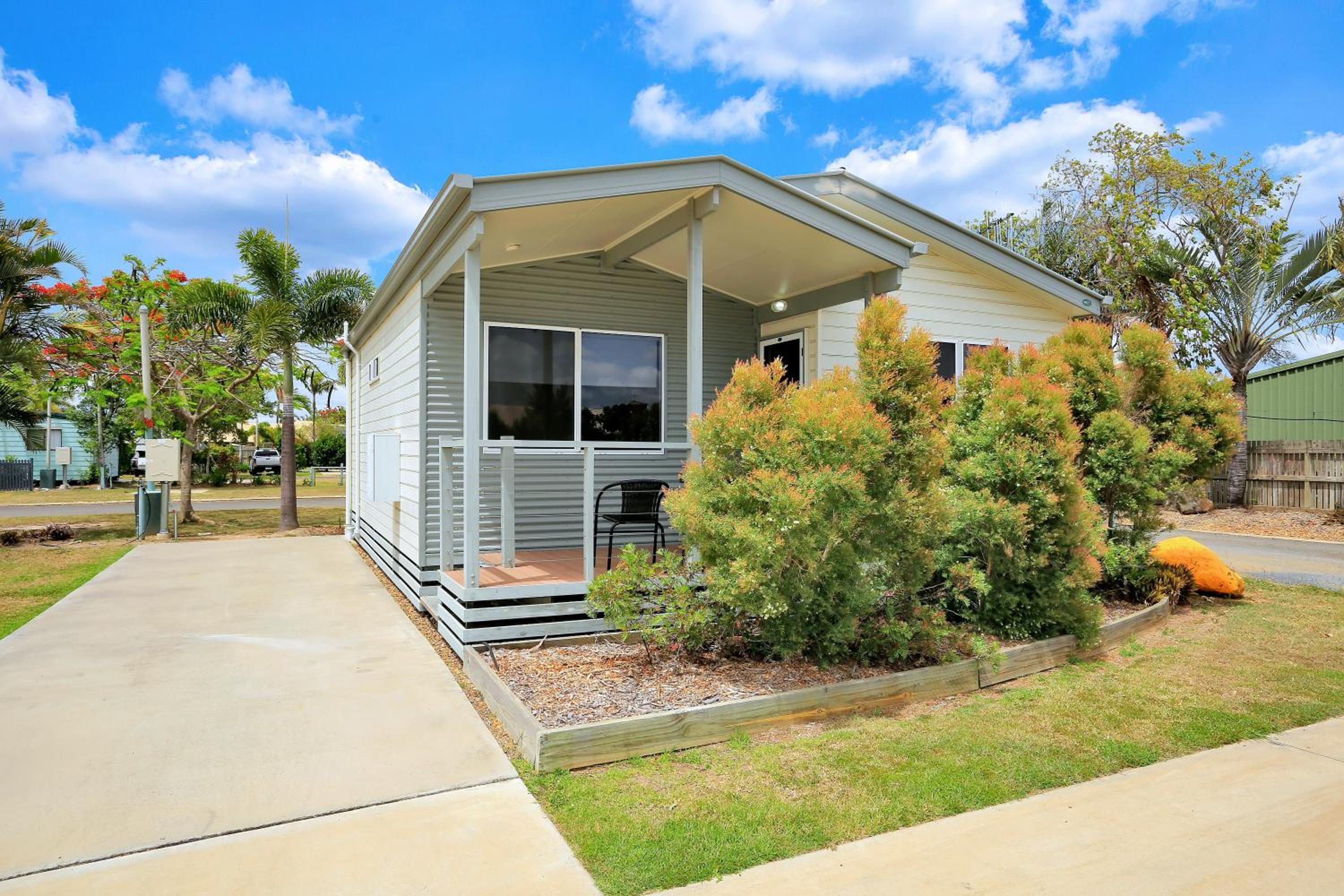 BIG4 Cane Village Holiday Park