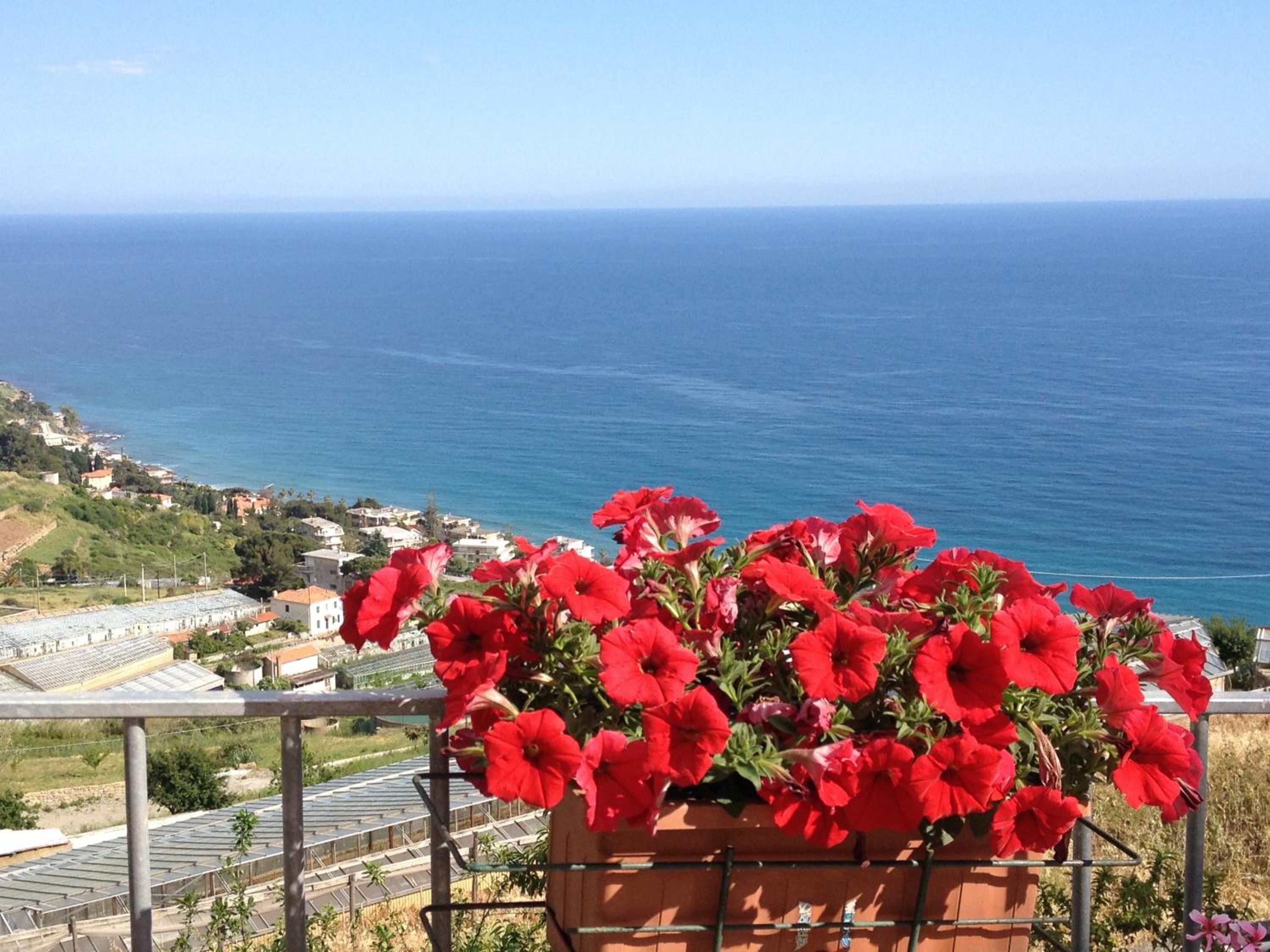 Villa Mont des Oliviers CITRA-8055LT-1805 e 1807 view 3