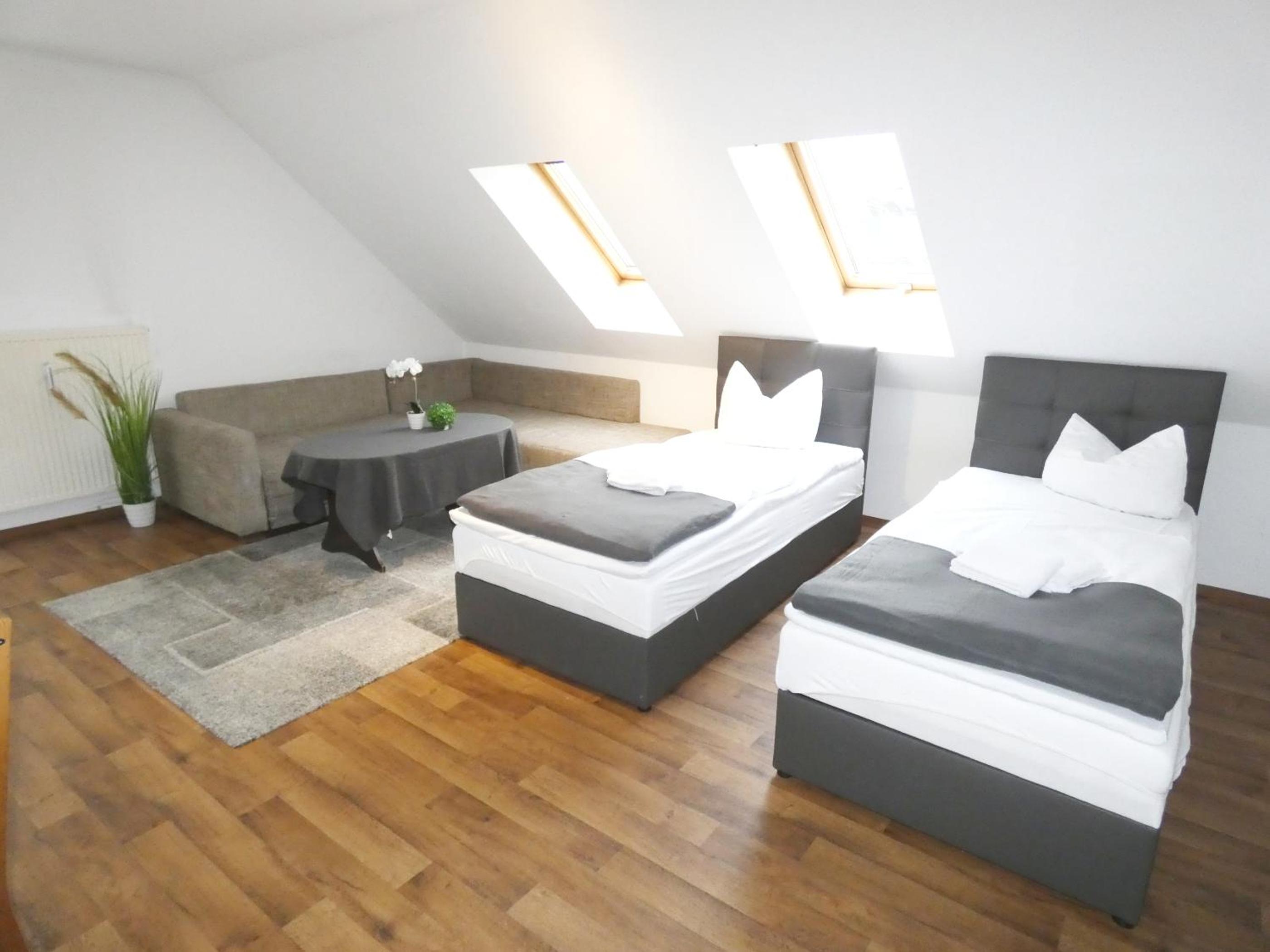 SUNNYHOME Monteurwohnungen und Apartments in Schwandorf view 3