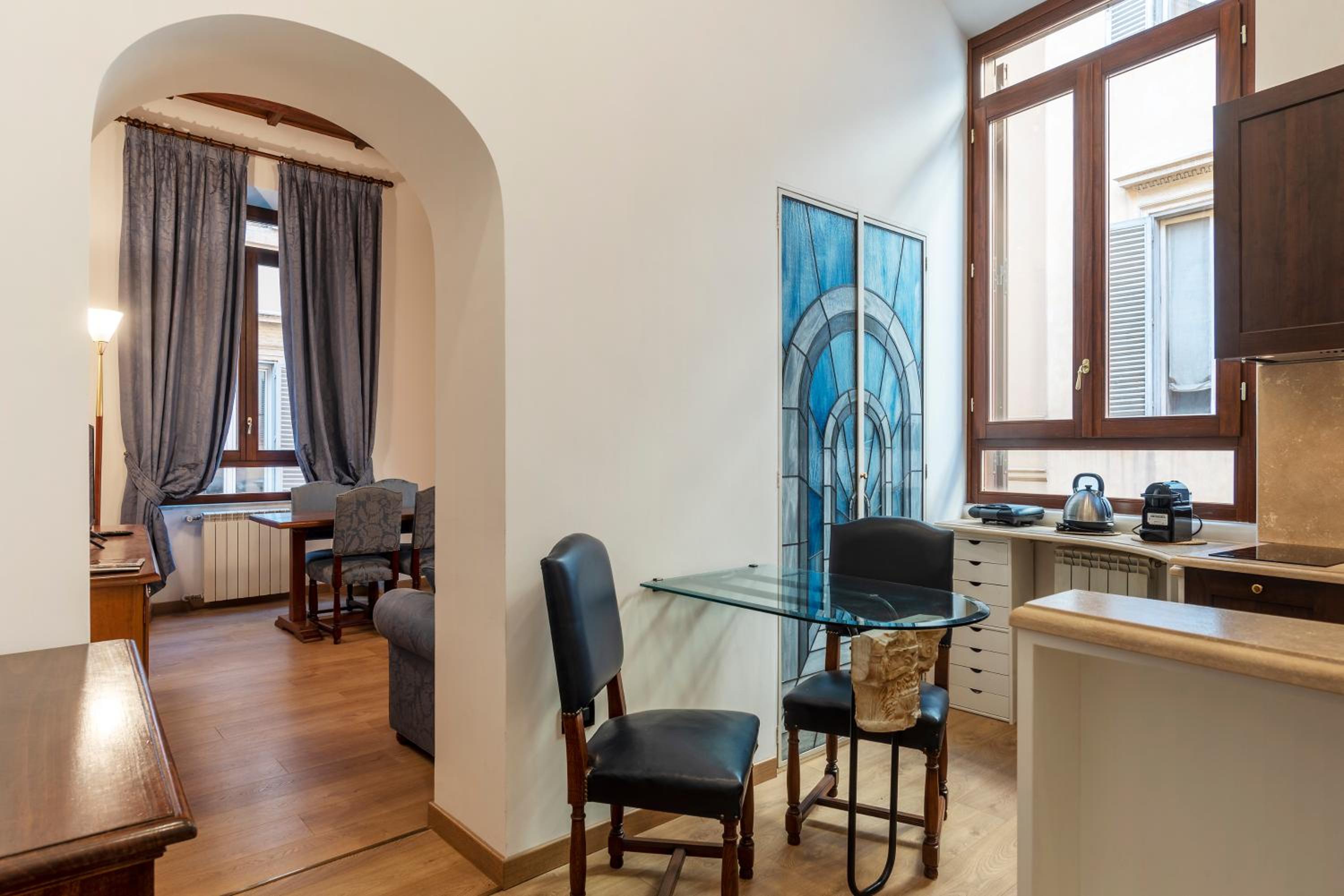 GuestHost - Piazza di Spagna Elegant Apartment