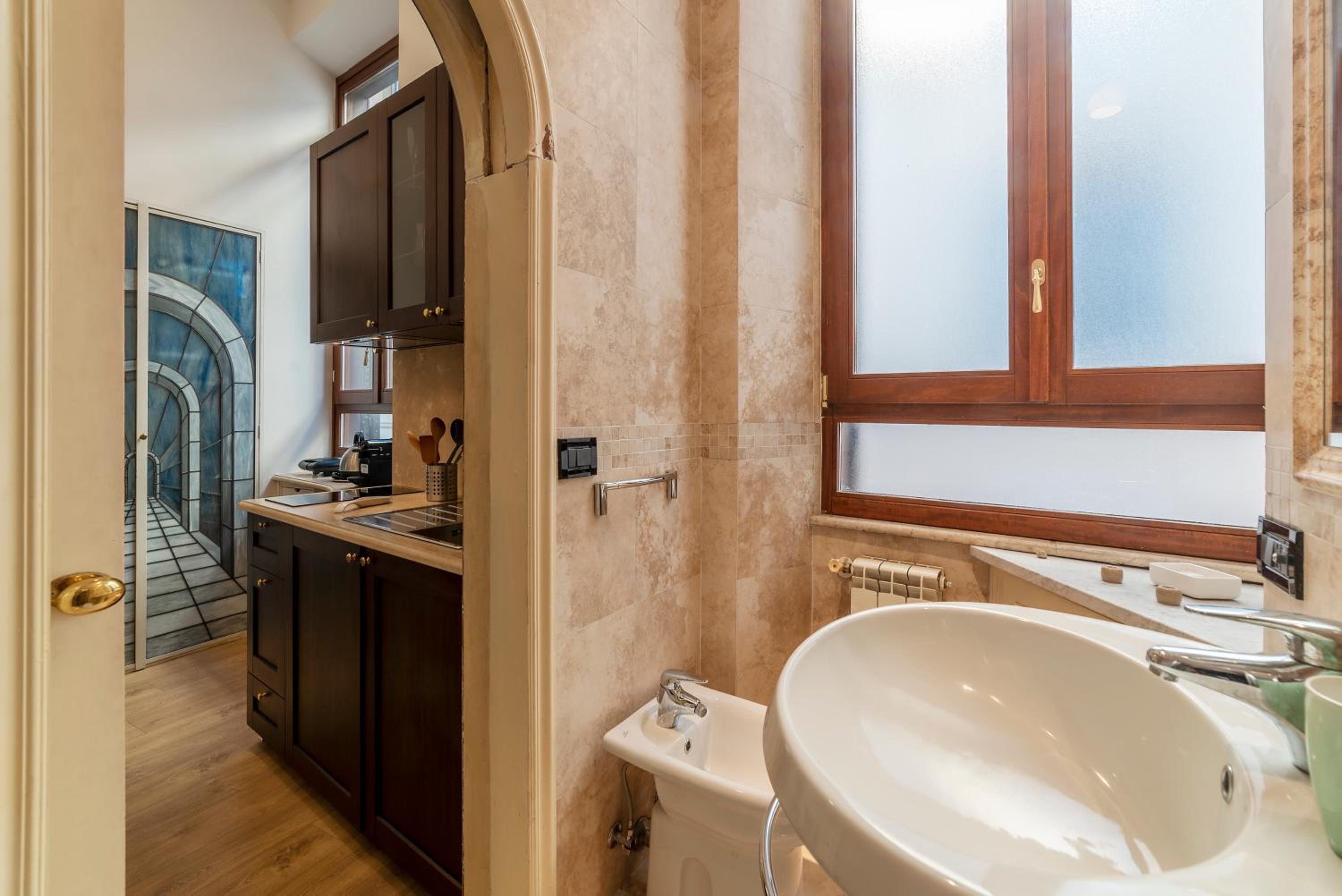 GuestHost - Piazza di Spagna Elegant Apartment