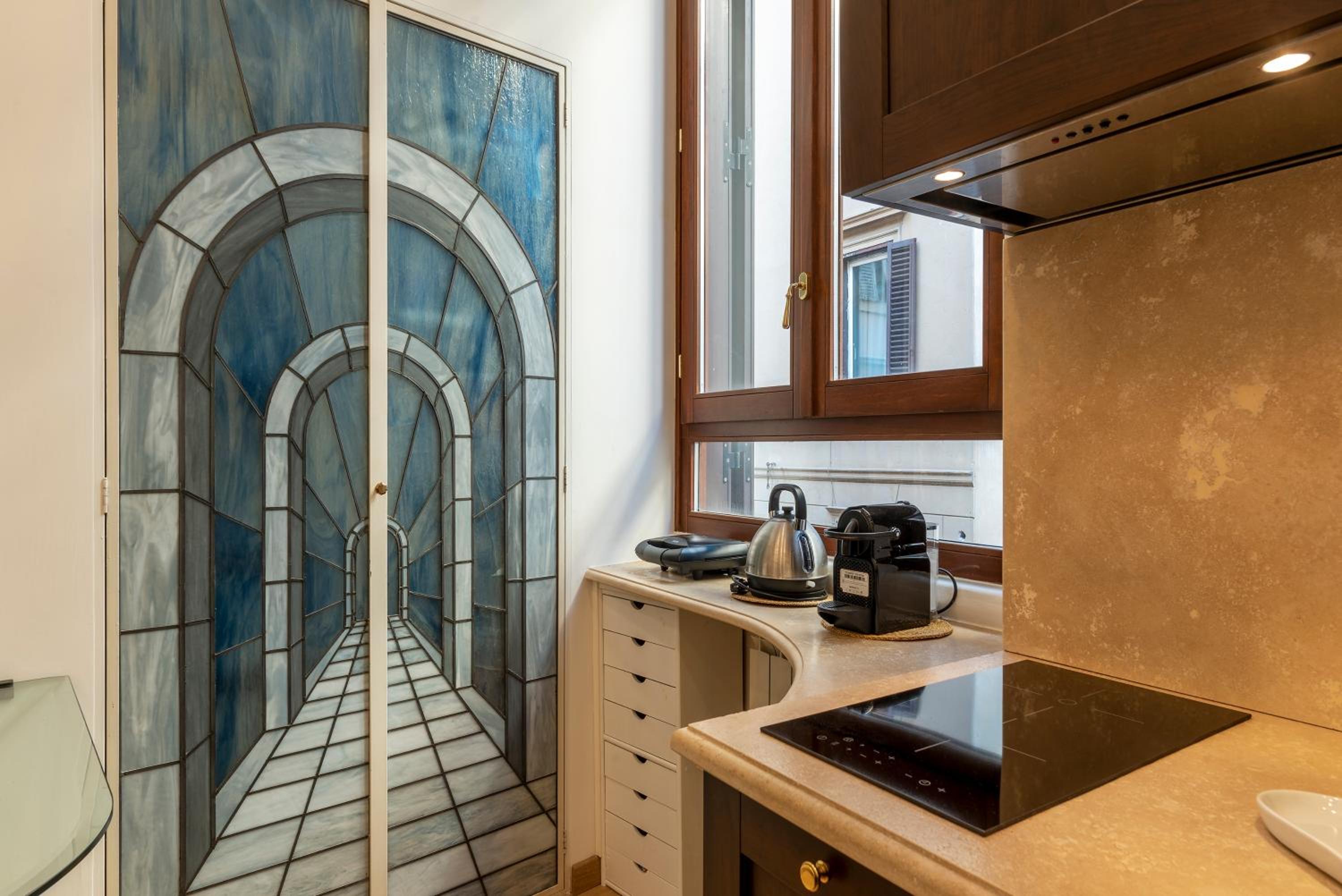 GuestHost - Piazza di Spagna Elegant Apartment