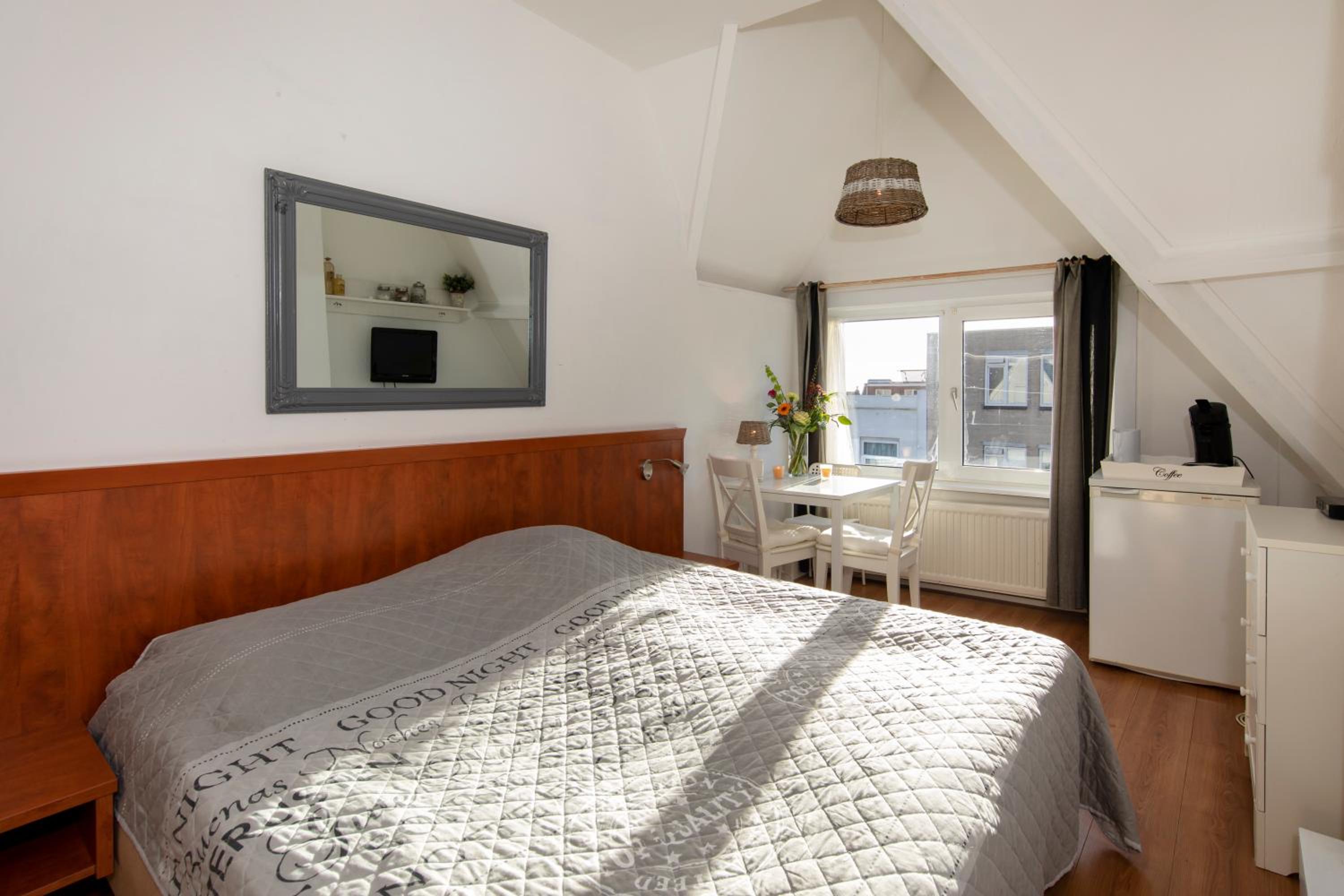 Blankebil Rooms