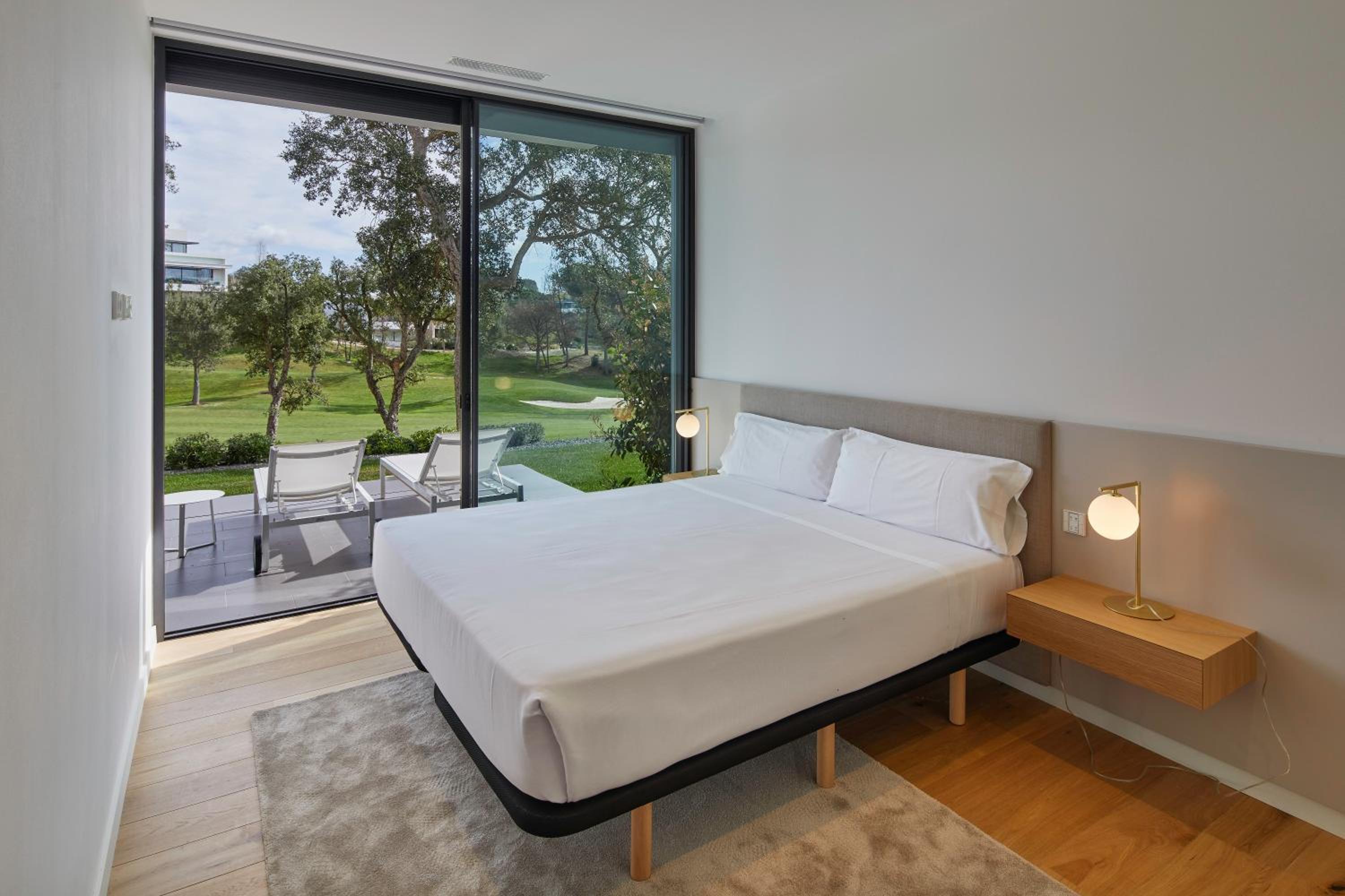 Holiday Rentals at Camiral, a Quinta do Lago Resort
