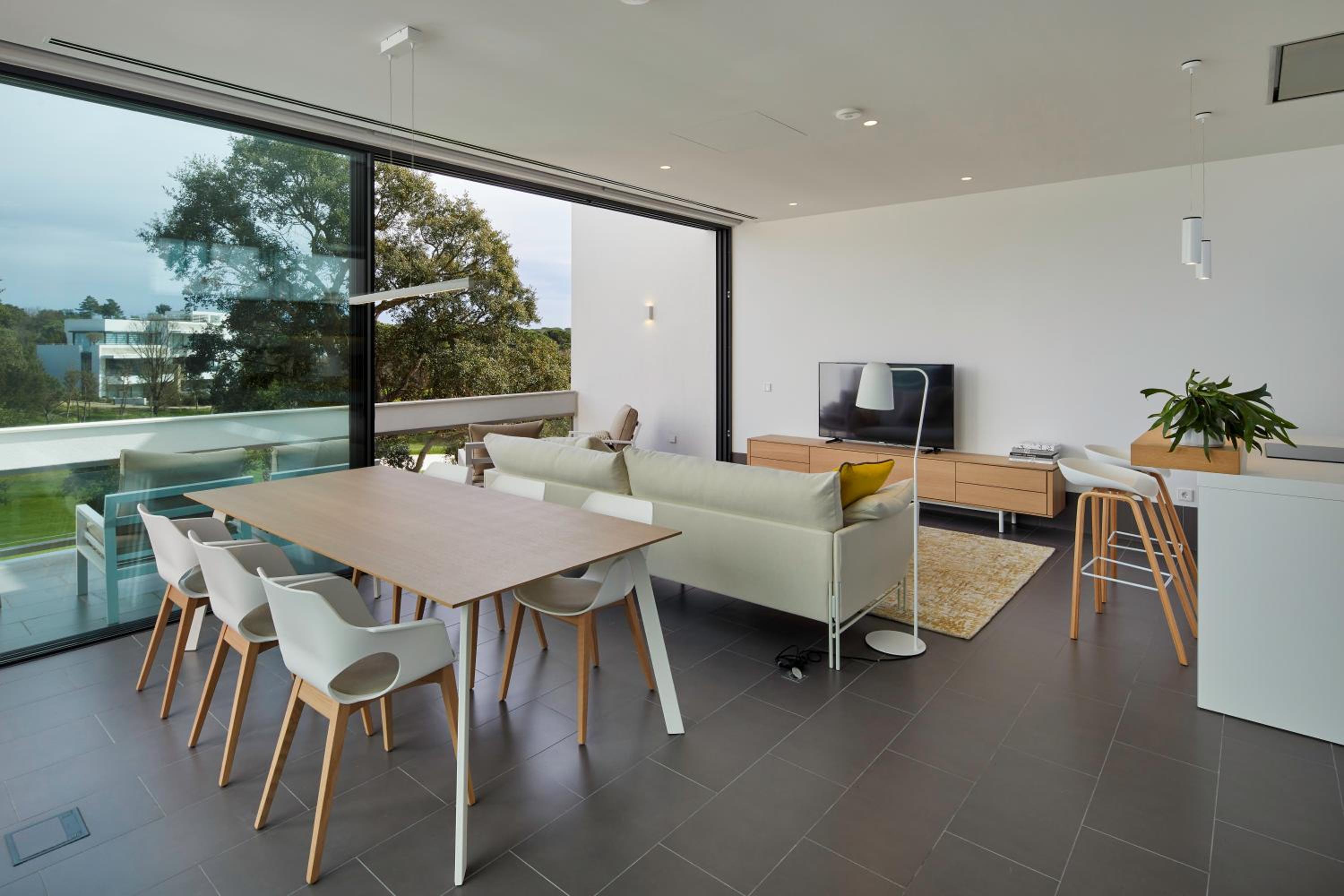 Holiday Rentals at Camiral, a Quinta do Lago Resort