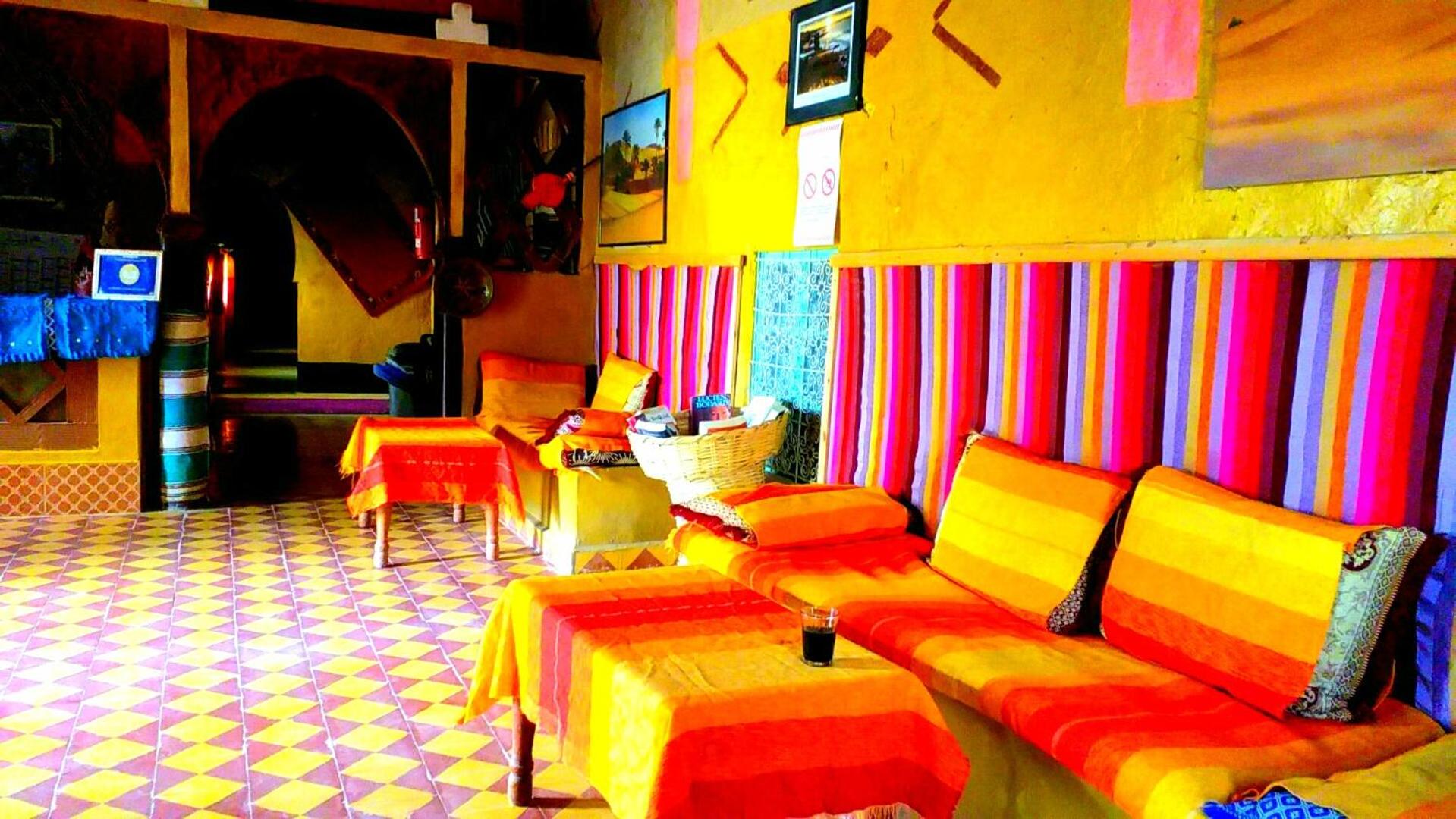 lounge