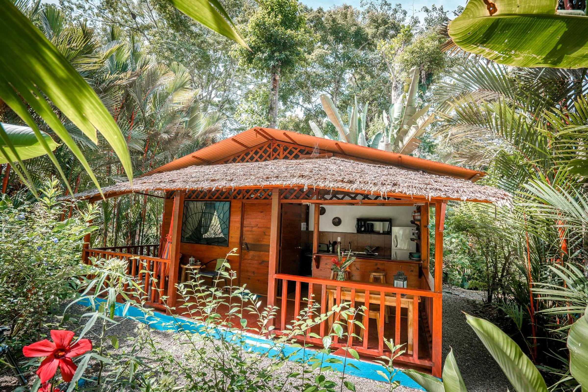 Hotel Casitas Las Flores - Image 1