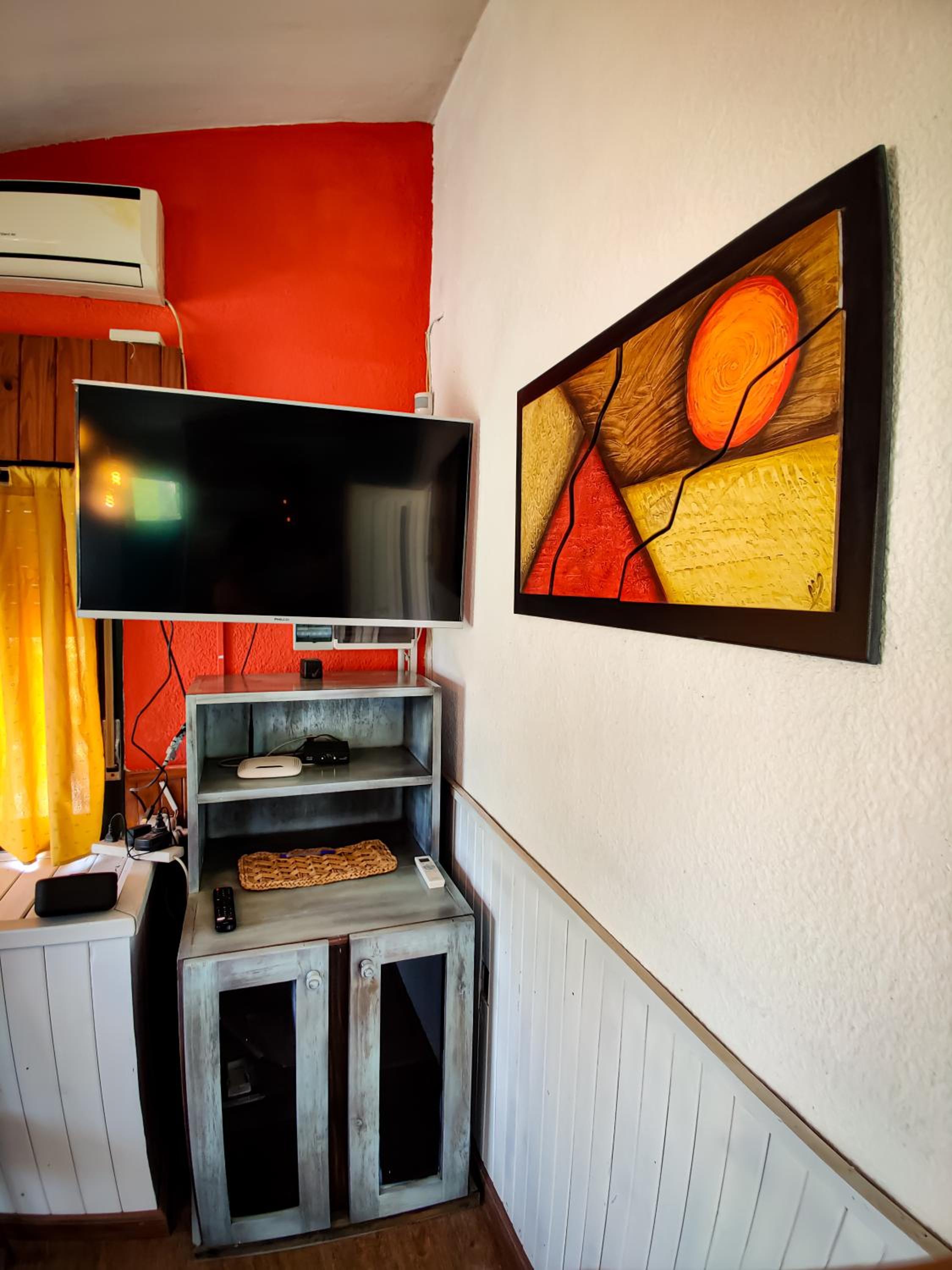 ViviSierras, Carlos Paz casa centro frente al lago, pileta climatizada, 4 dormitorios, 3 baños, quincho