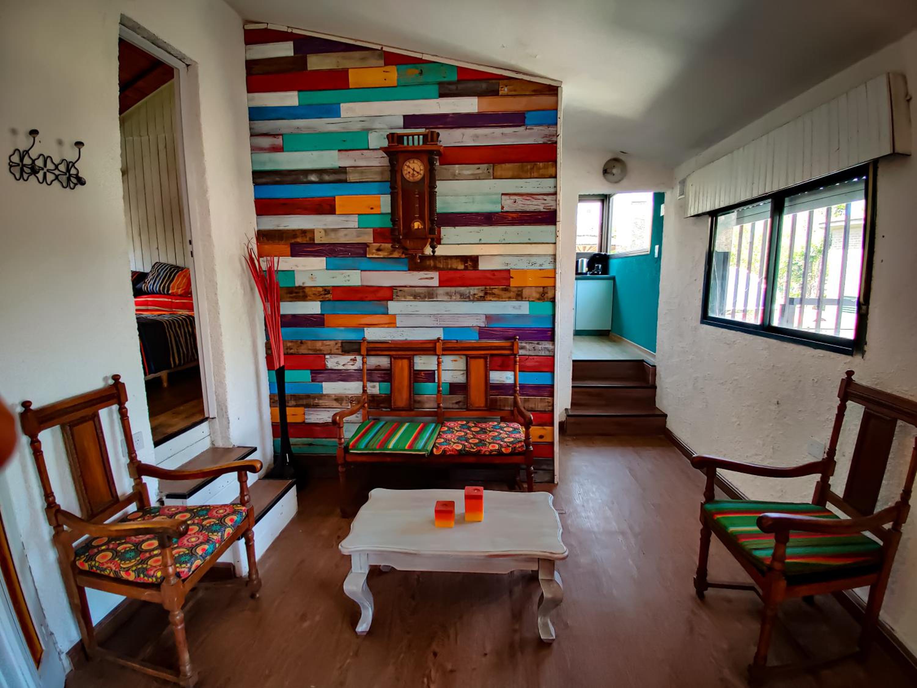 ViviSierras, Carlos Paz casa centro frente al lago, pileta climatizada, 4 dormitorios, 3 baños, quincho