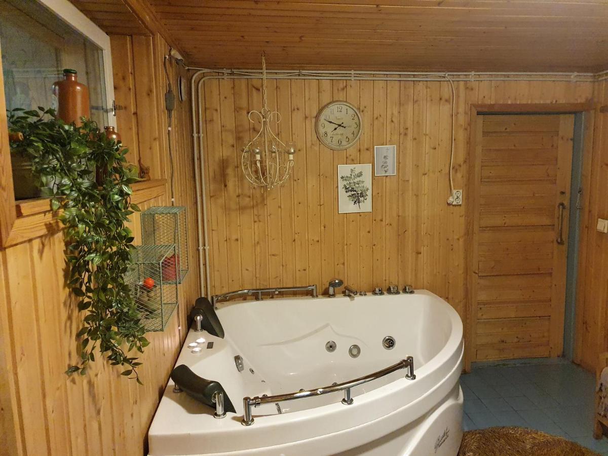 Jacuzzi