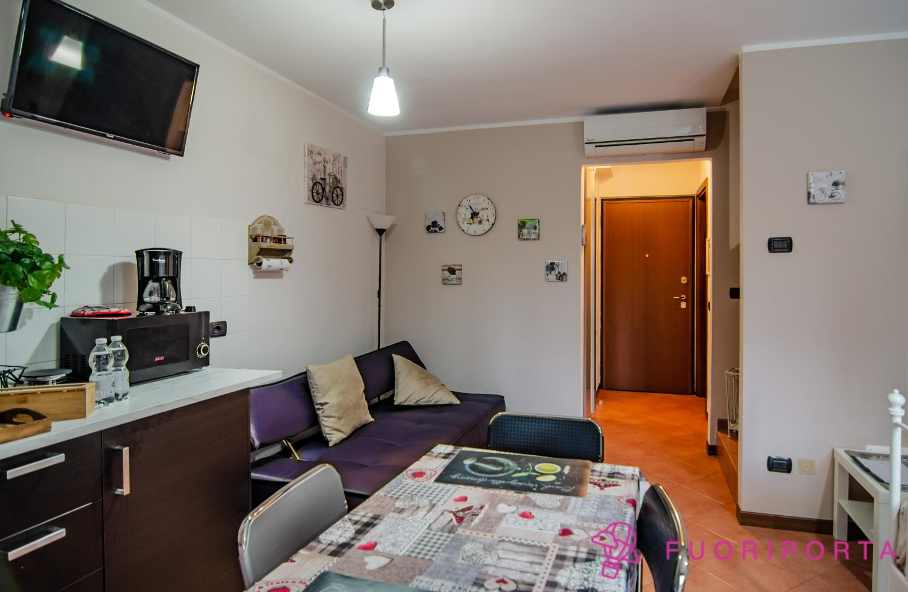 Dalla Bosh en Parma — hotel room