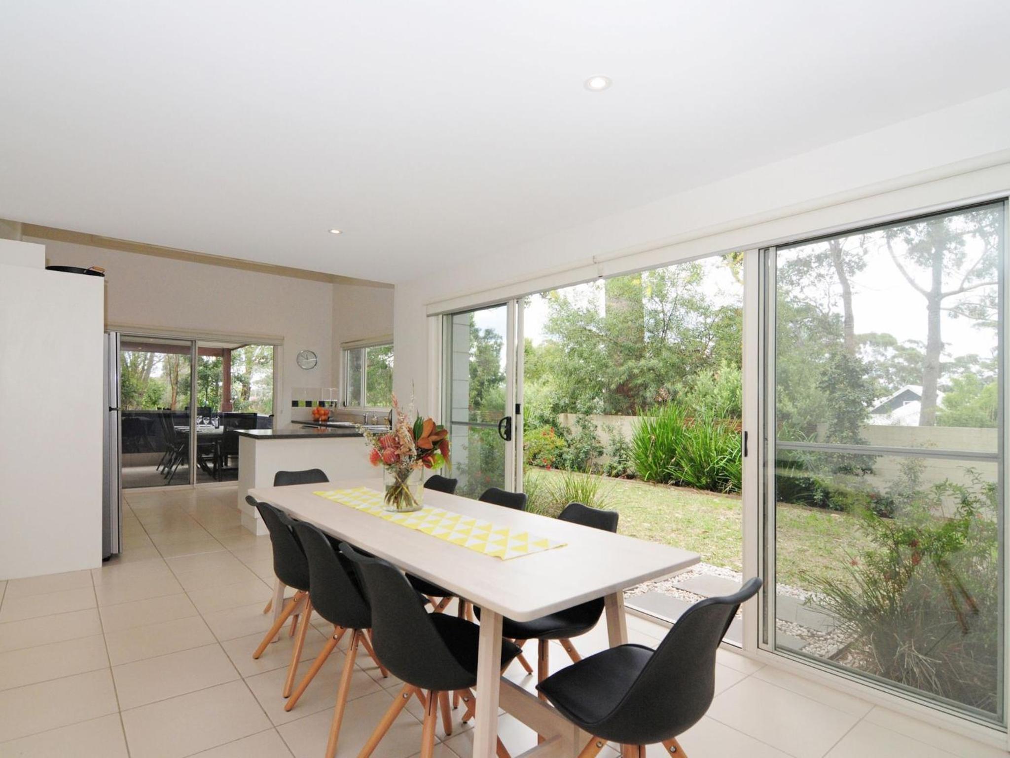 Acacia on Orion Beach - pet-friendly coastal home