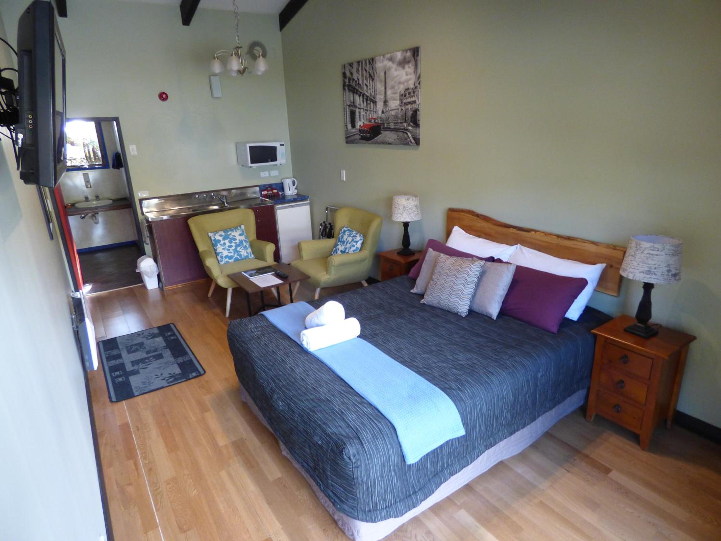 Chateau Backpackers & Motels view 3