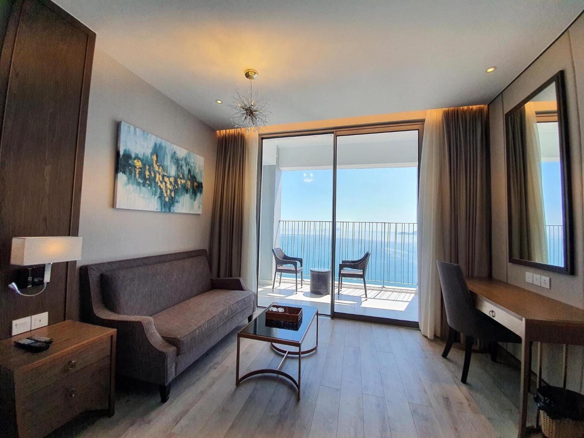 RIS Panorama Condotel
