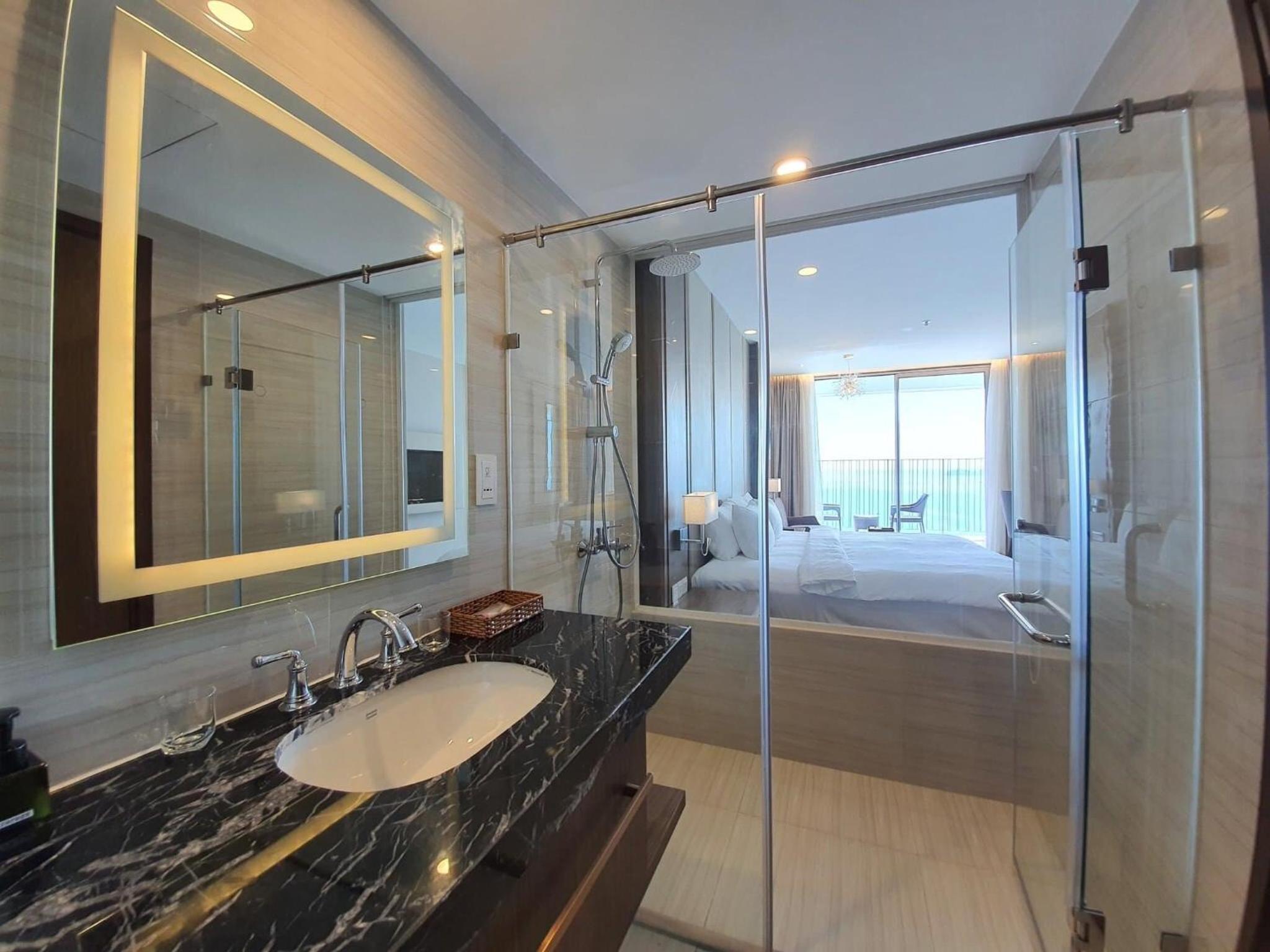 RIS Panorama Condotel