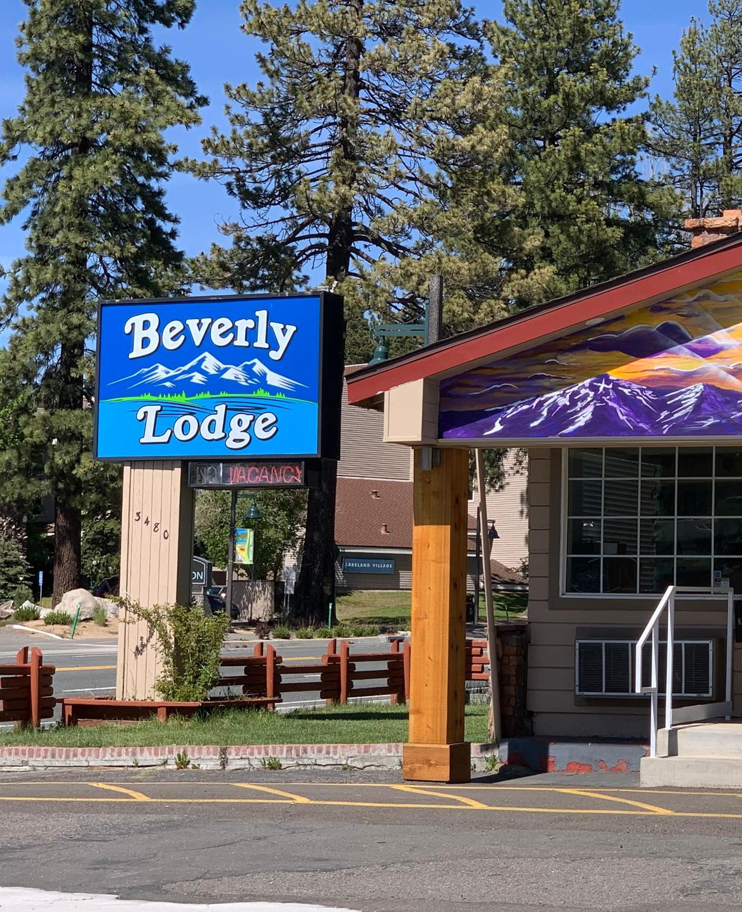 Lake Tahoe Vacations - Beverly Lodge - Property Image 23