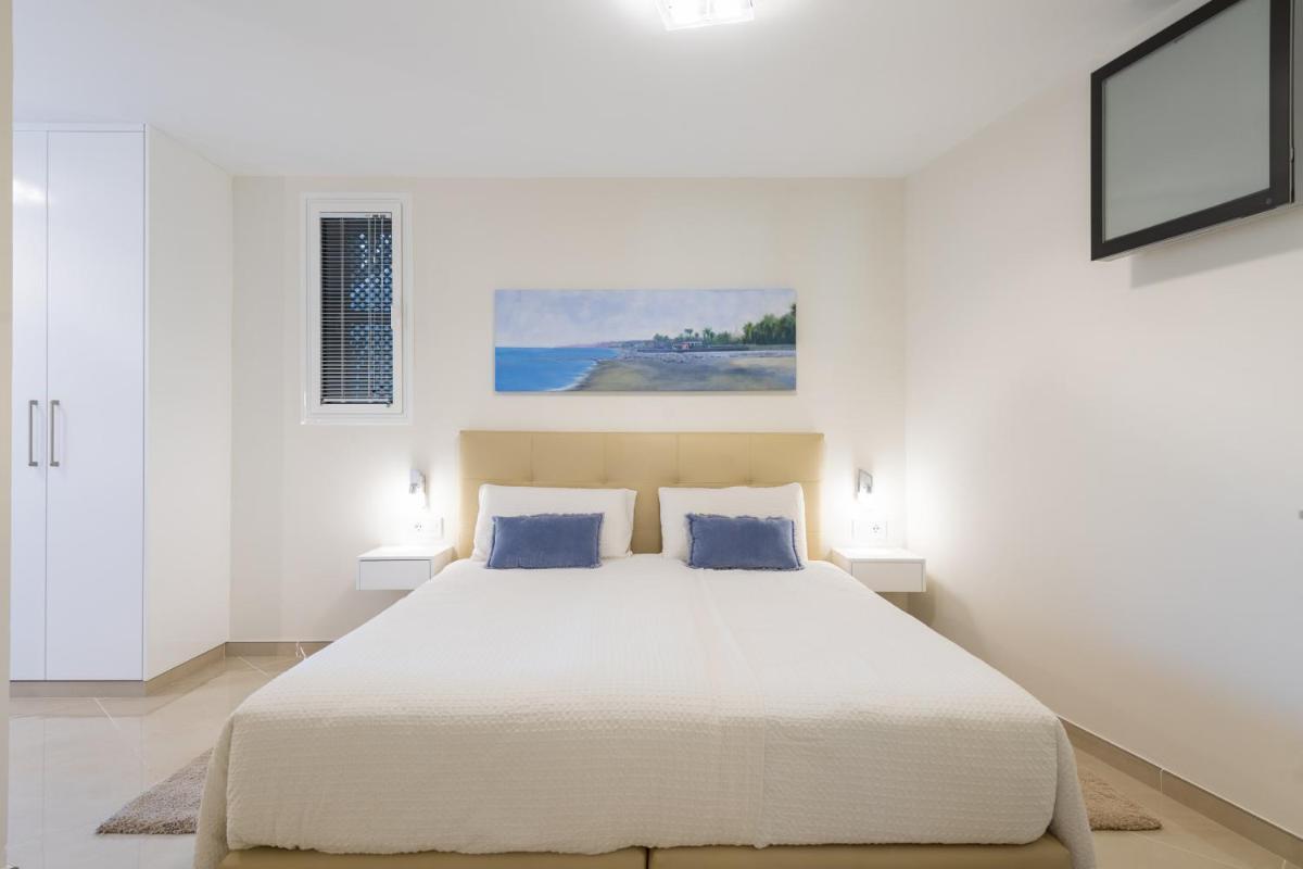 Luxury Terrace Ocean view-P67B By CanariasGetaway view 4
