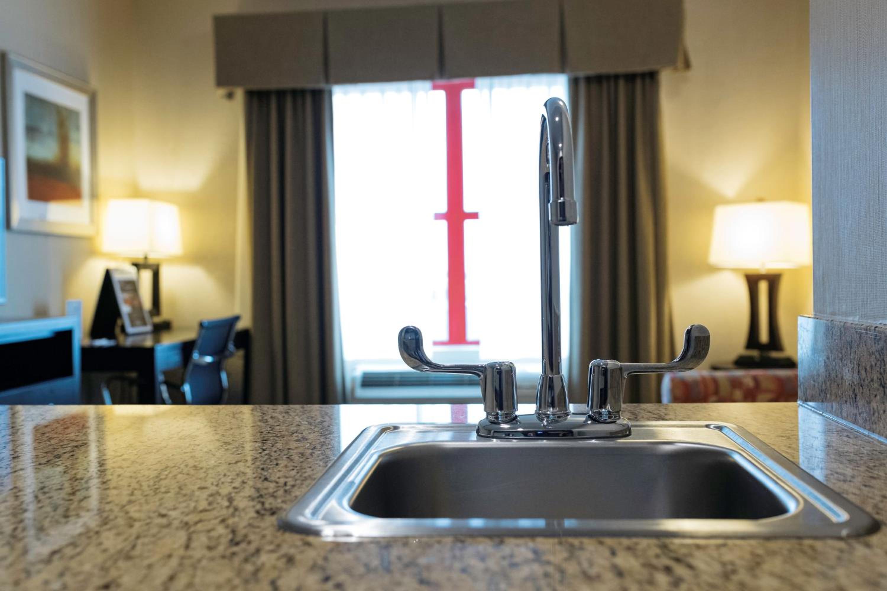 Holiday Inn Express  Suites - Olathe North, an IHG Hotel - Property Image 28
