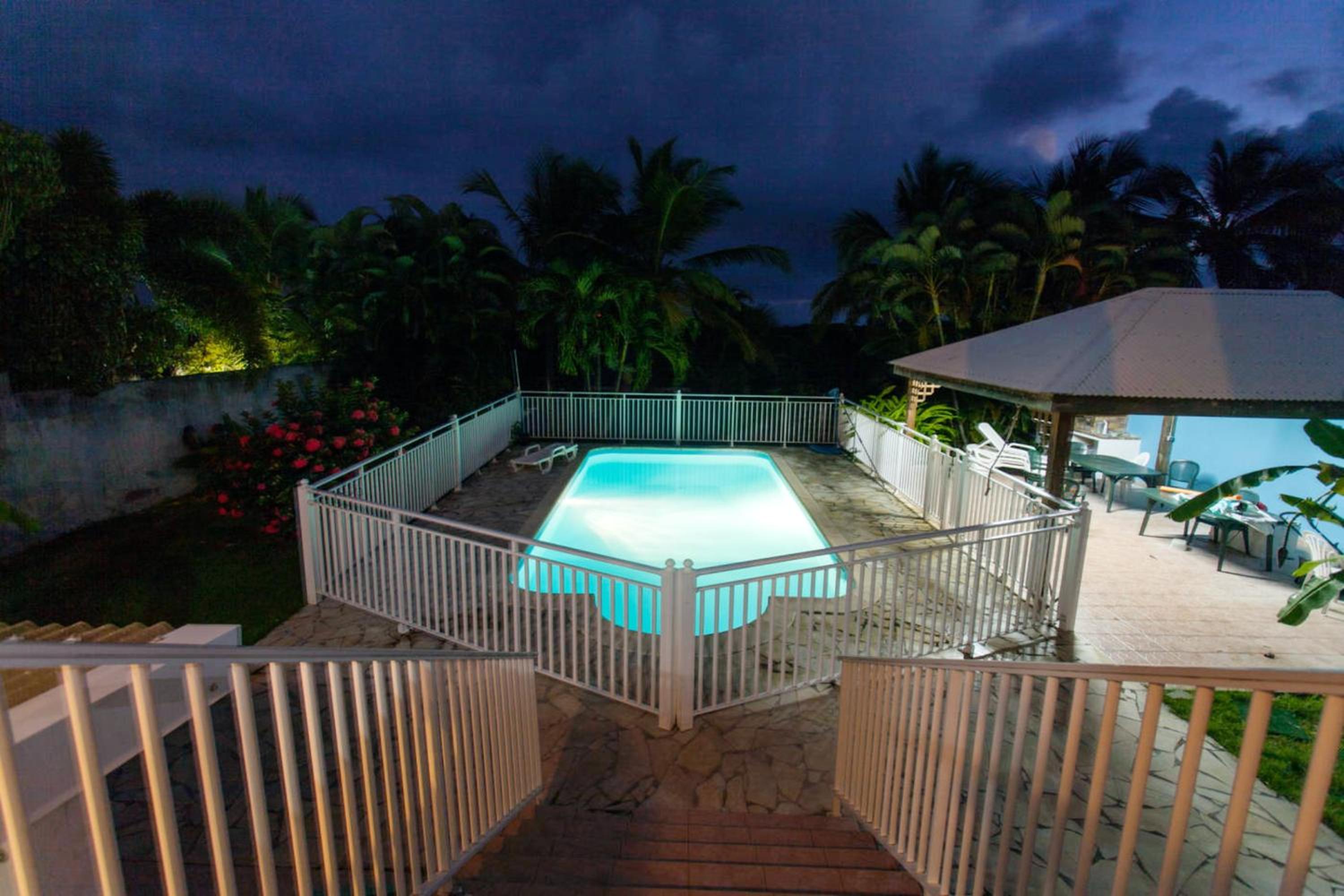 Appartement moderne à Sainte-Anne 42 m² avec piscine partagée