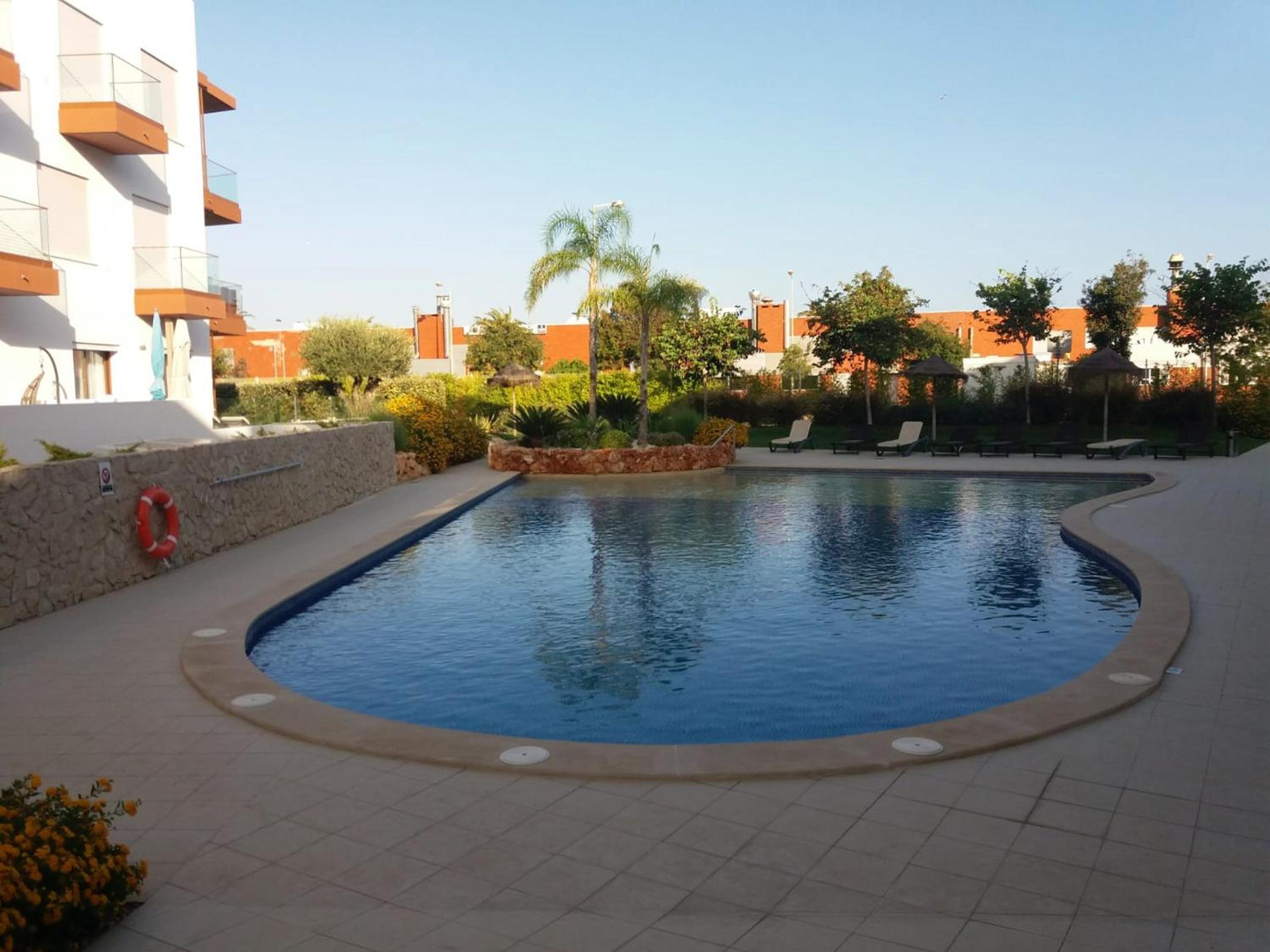 Contemporary Apartment in Portimao with Shared Pool view 5