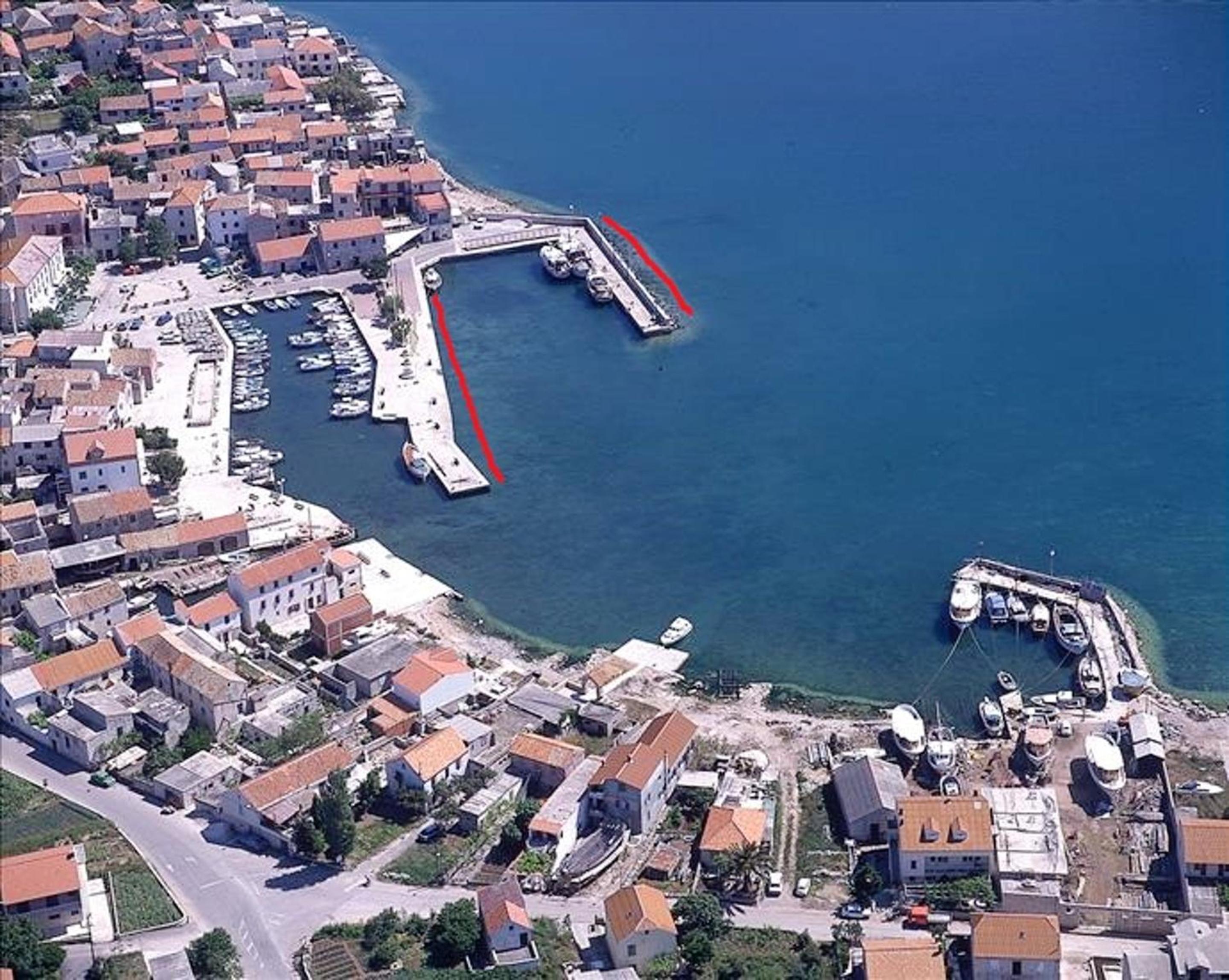 Comfortable apartment in Betina 55 m² with terrace