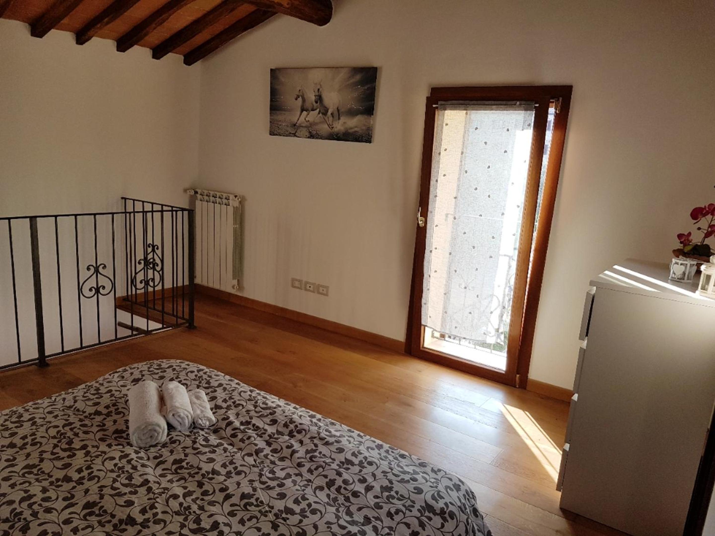 Charming Villa in Le Scotte with Private Pool