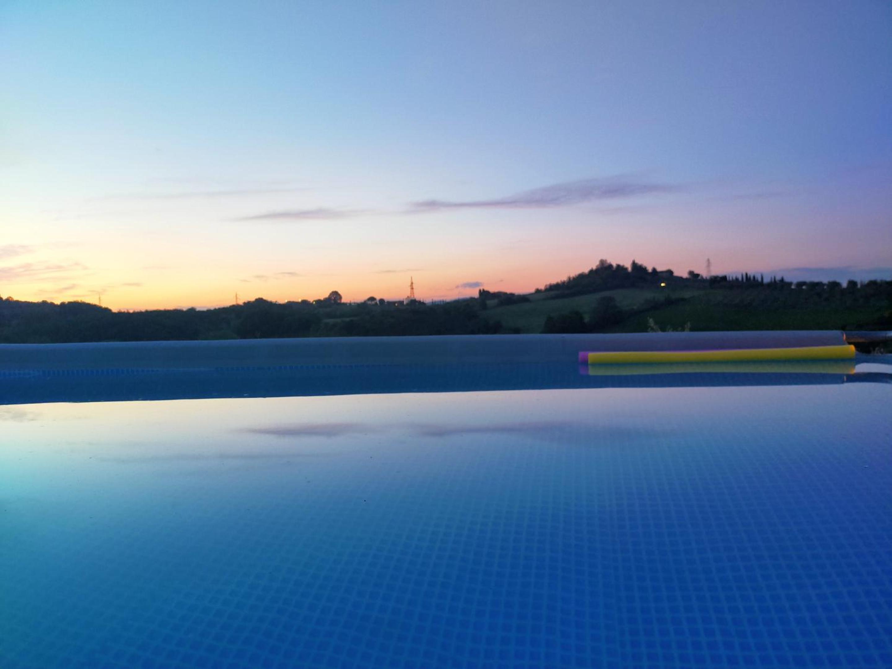 Charming Villa in Le Scotte with Private Pool