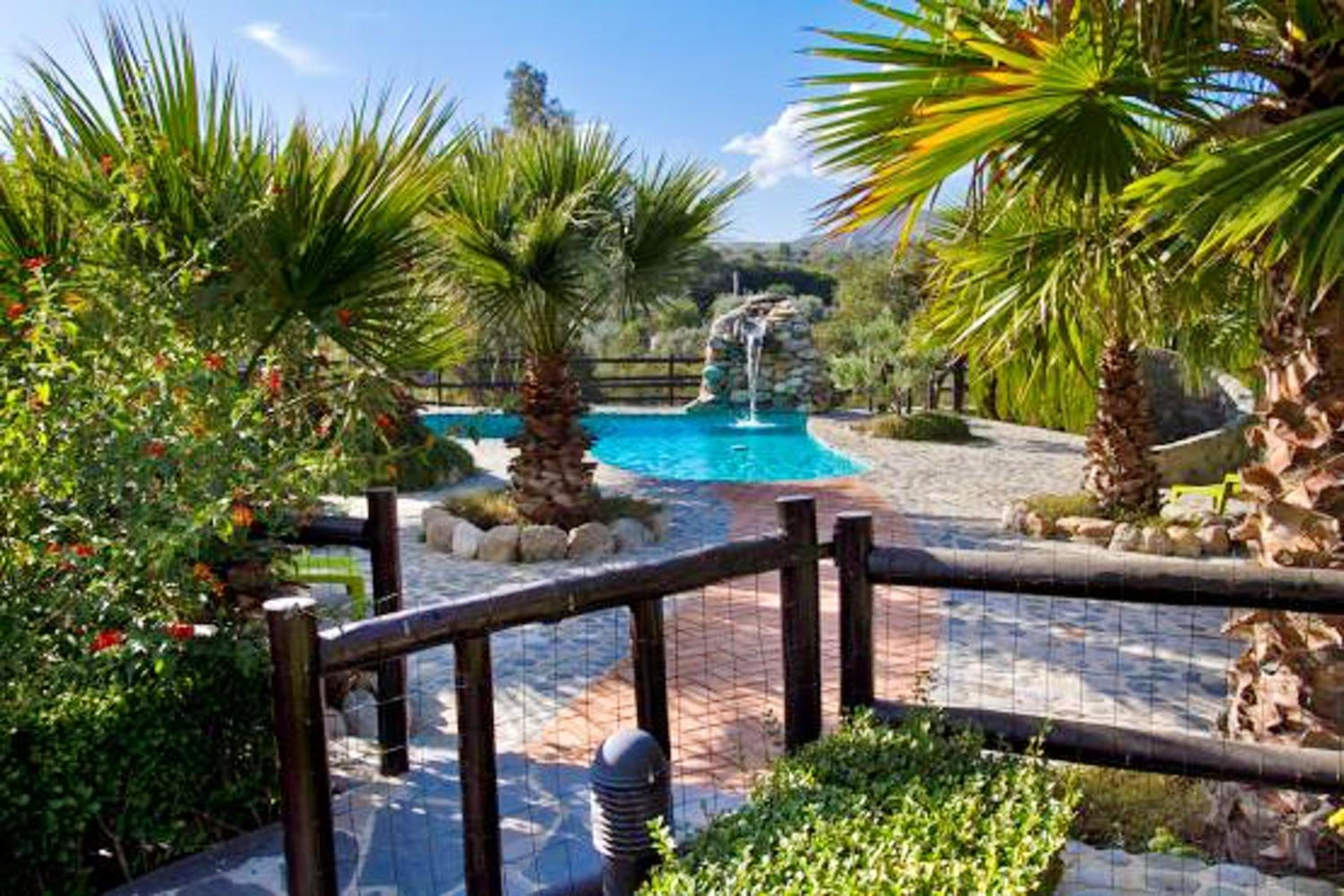 Spacious Villa with Pool - Órgiva - Mountain View