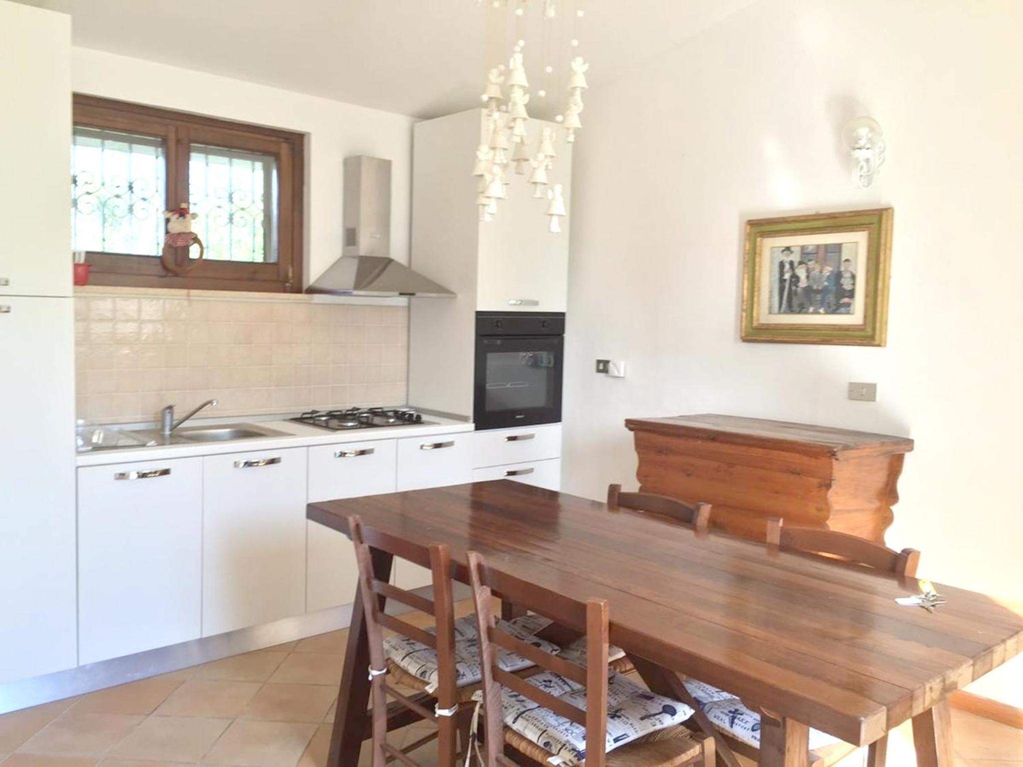 Charming house in Mogliano with shared pool view 4