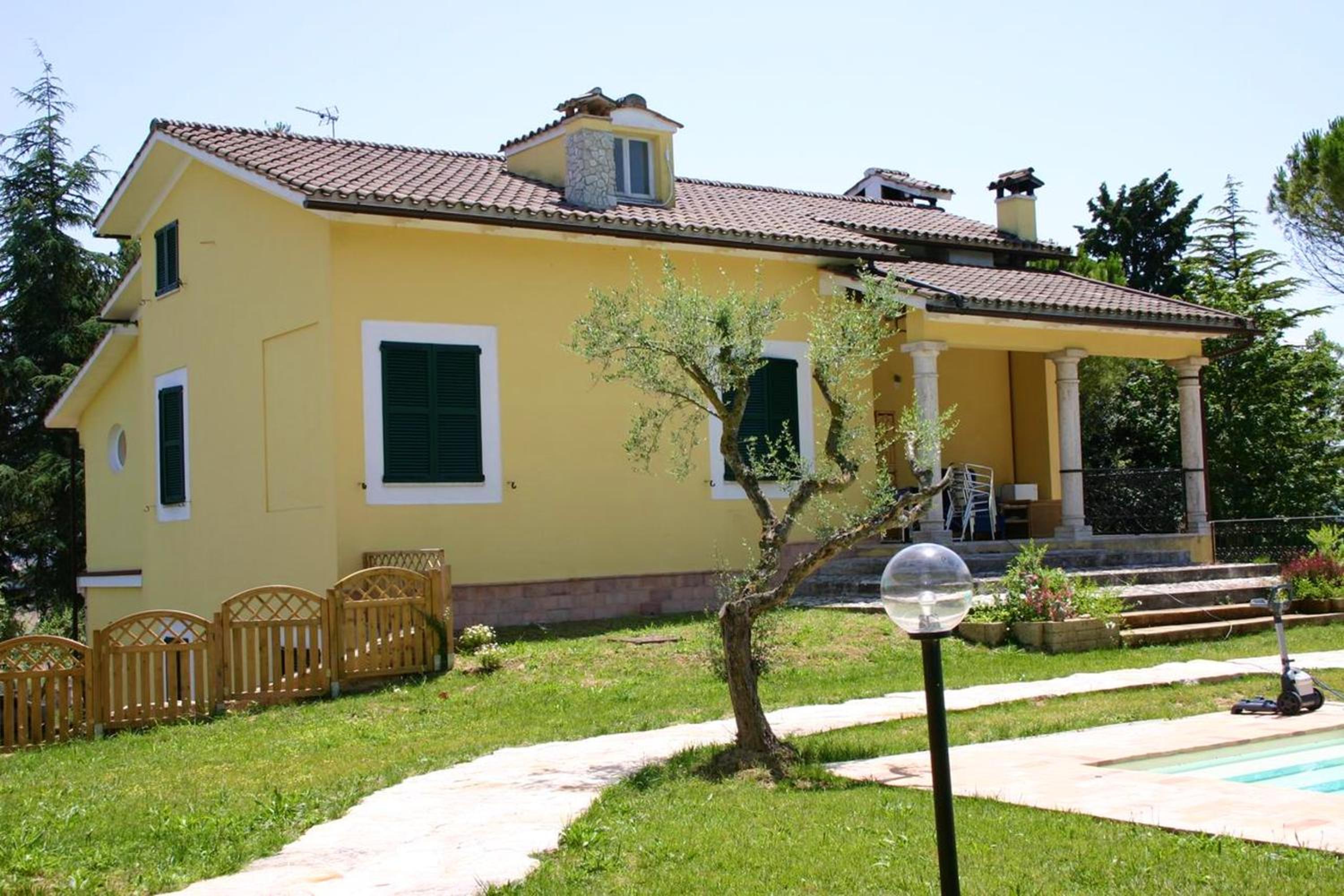 Photo 22
