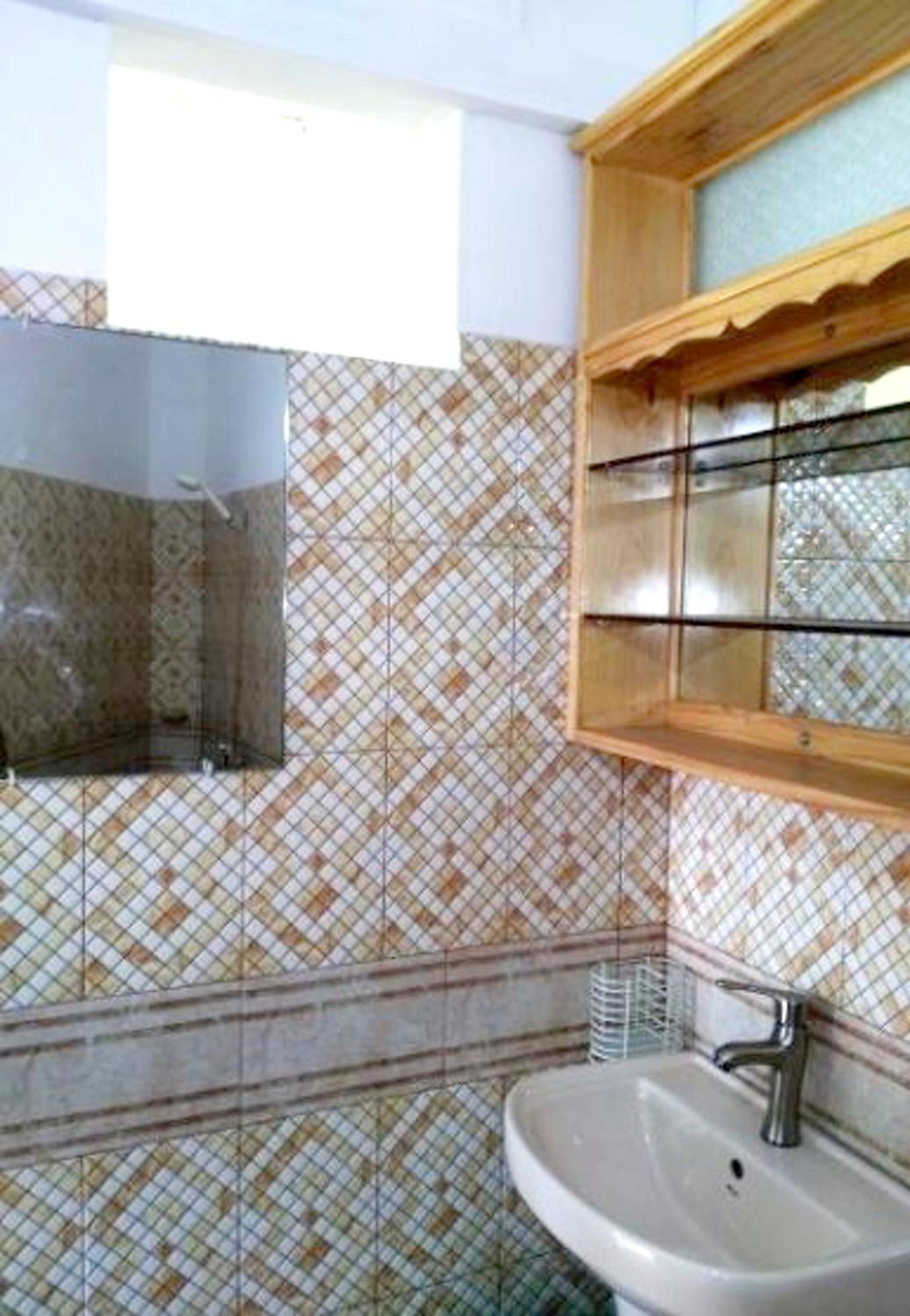 Charming Apartment in Pereybere with Shared Pool, 75 m²