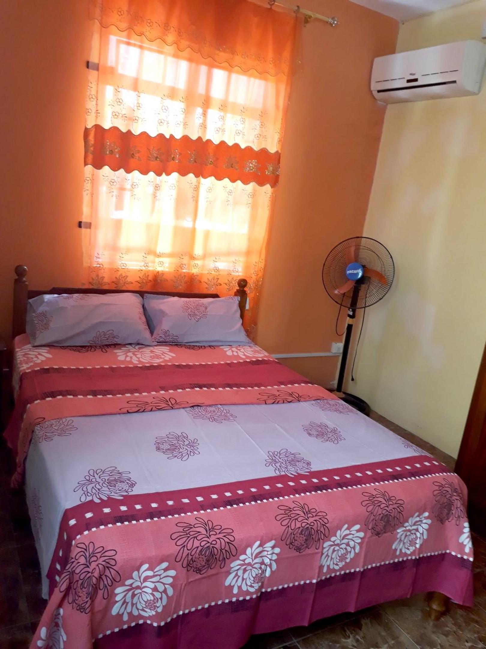 Charming Apartment in Pereybere with Shared Pool, 75 m²