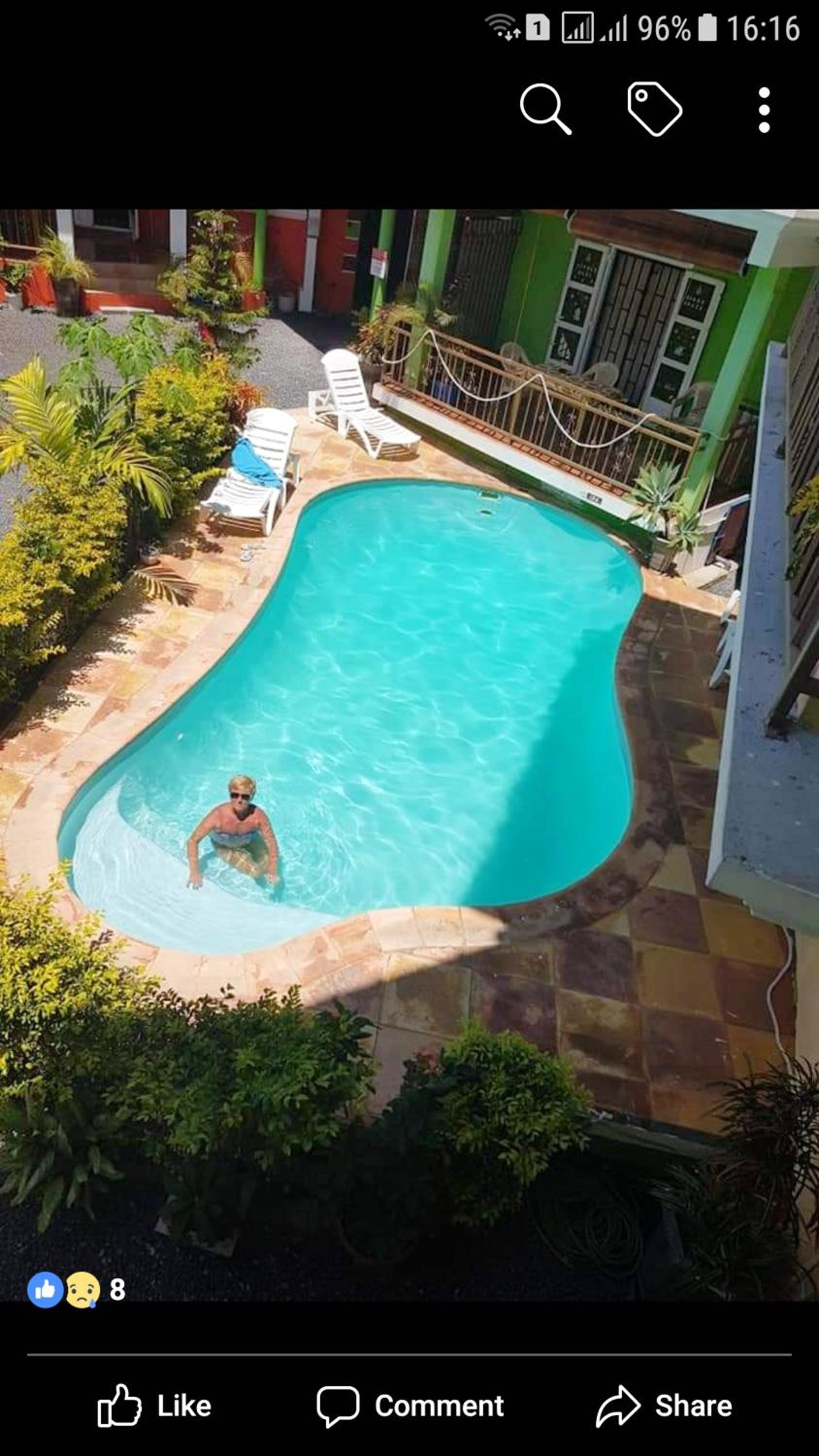 Charming Apartment in Pereybere with Shared Pool, 75 m²
