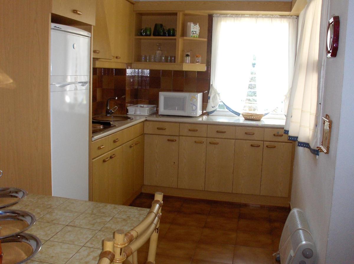 One bedroom appartement at Lloret de Mar 500 m away from the beach with city view shared pool and terrace view 4