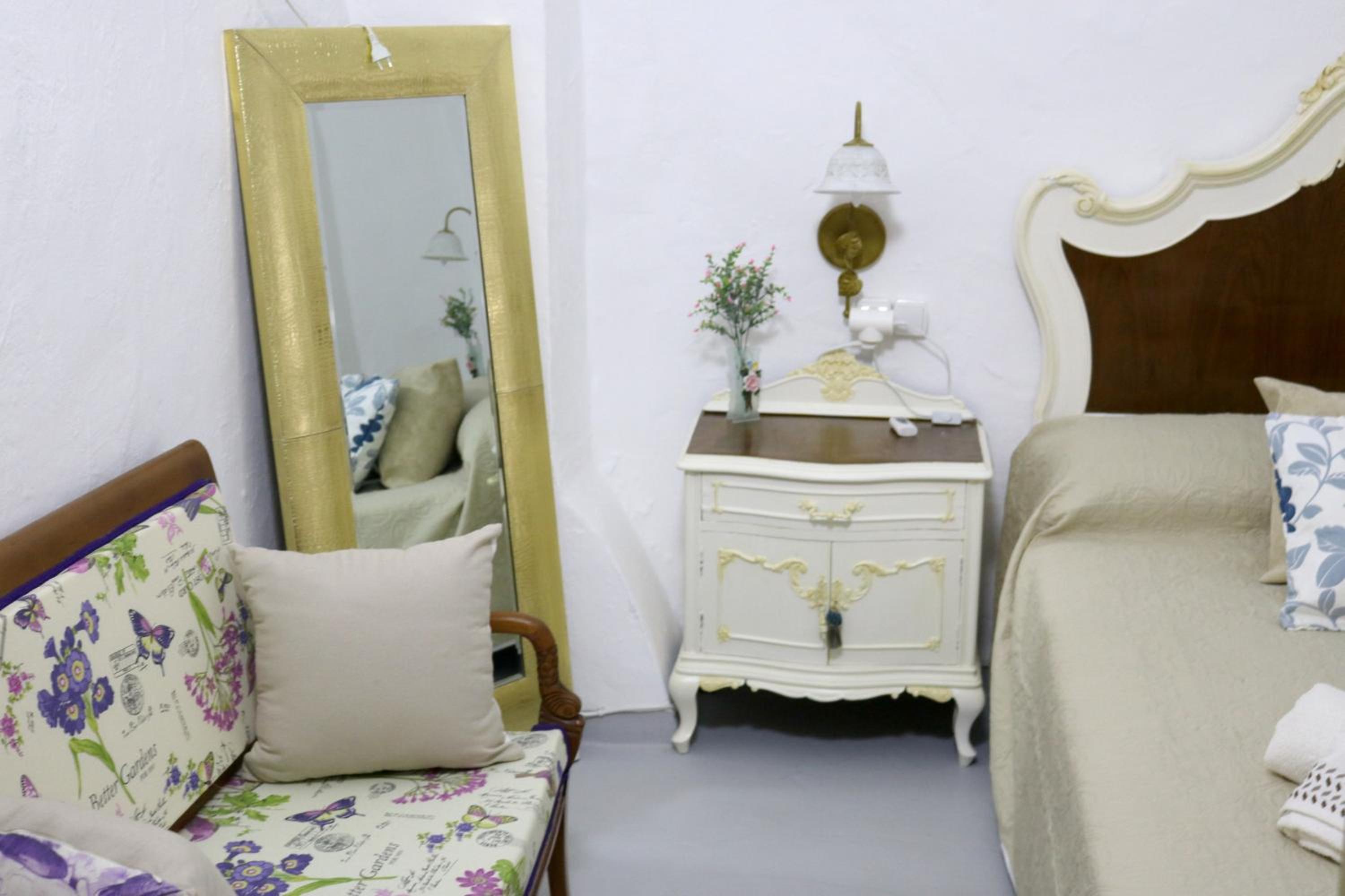 Charming house in Estivella near nature