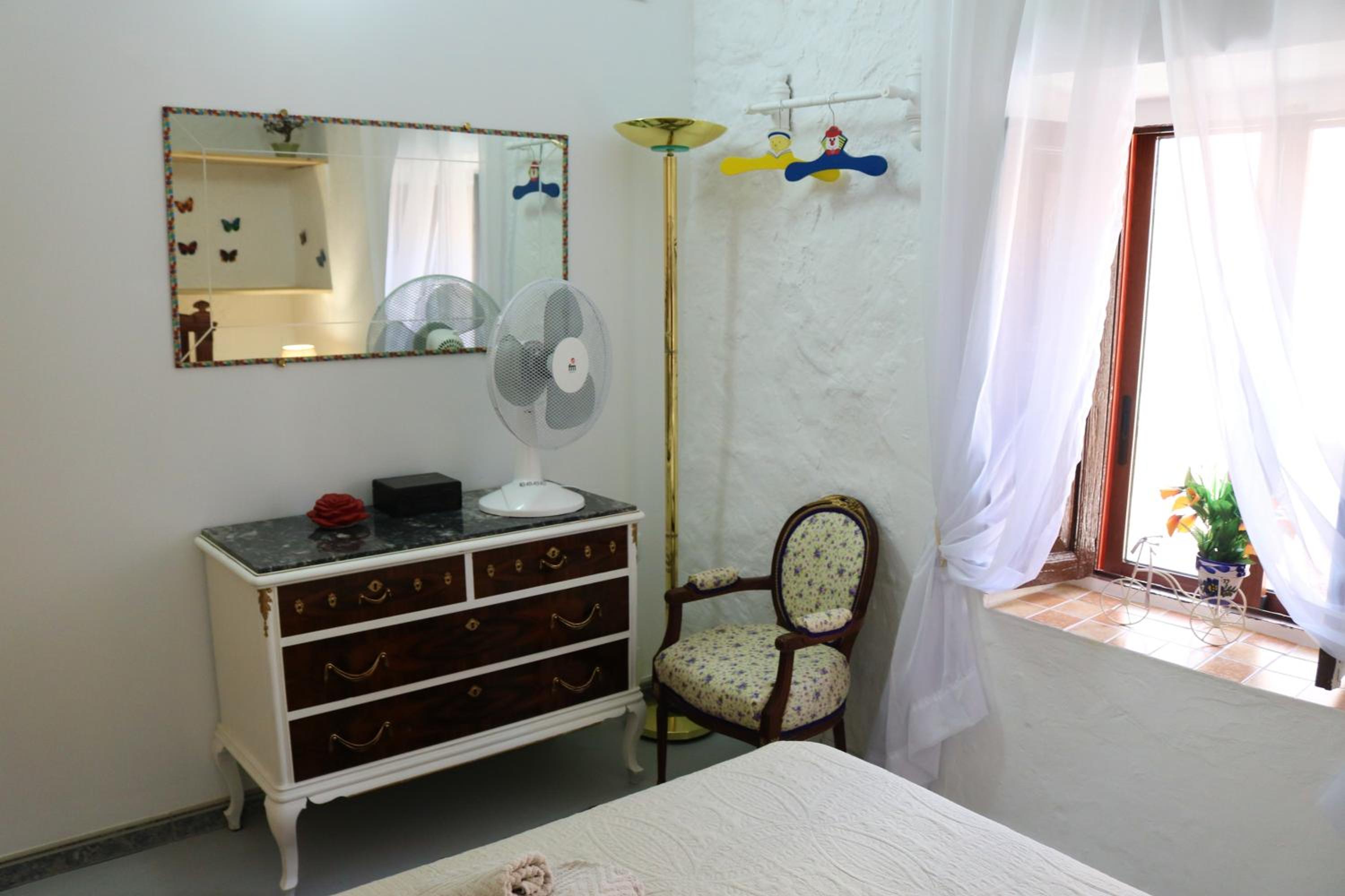 Charming house in Estivella near nature