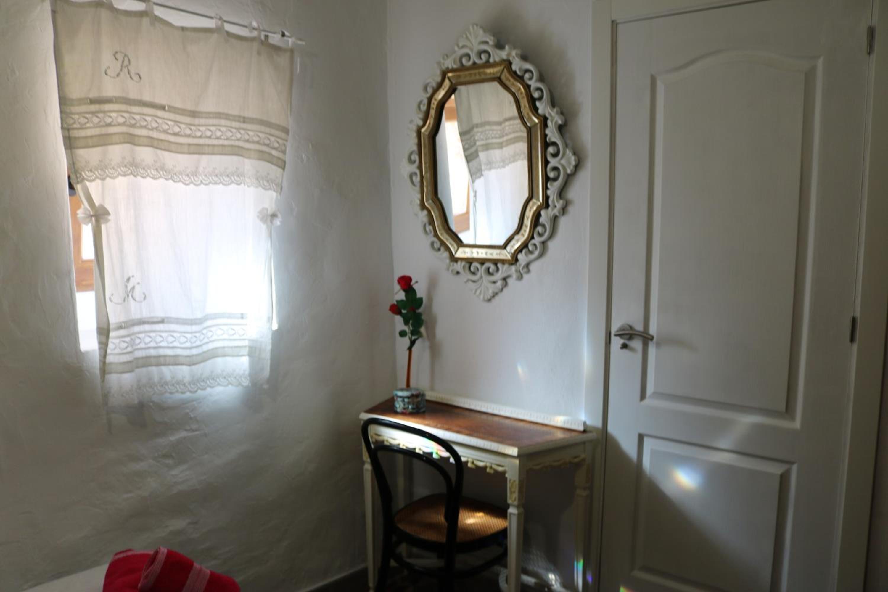 Charming house in Estivella near nature