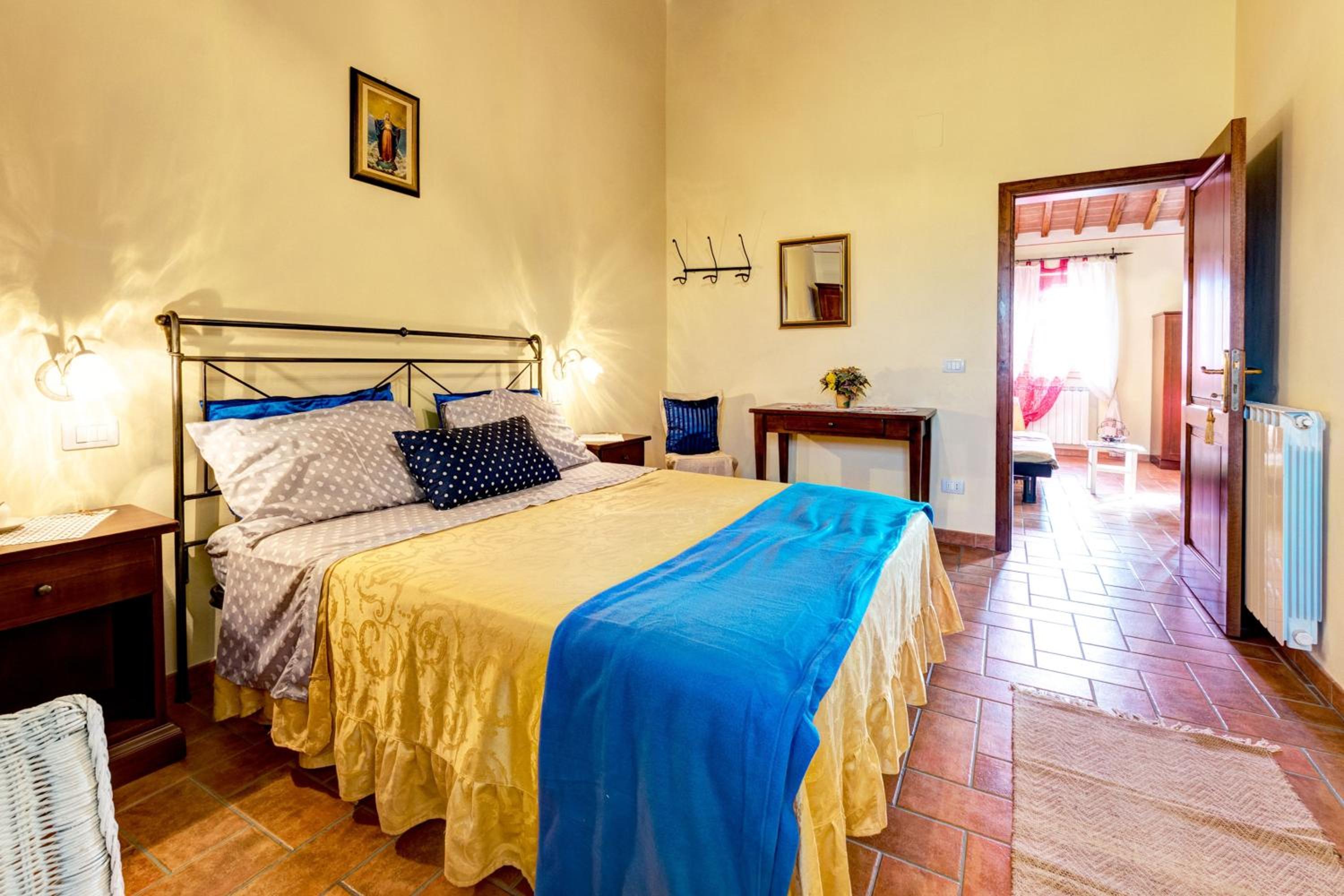 Elegant Villa in Farneta with Private Pool view 5