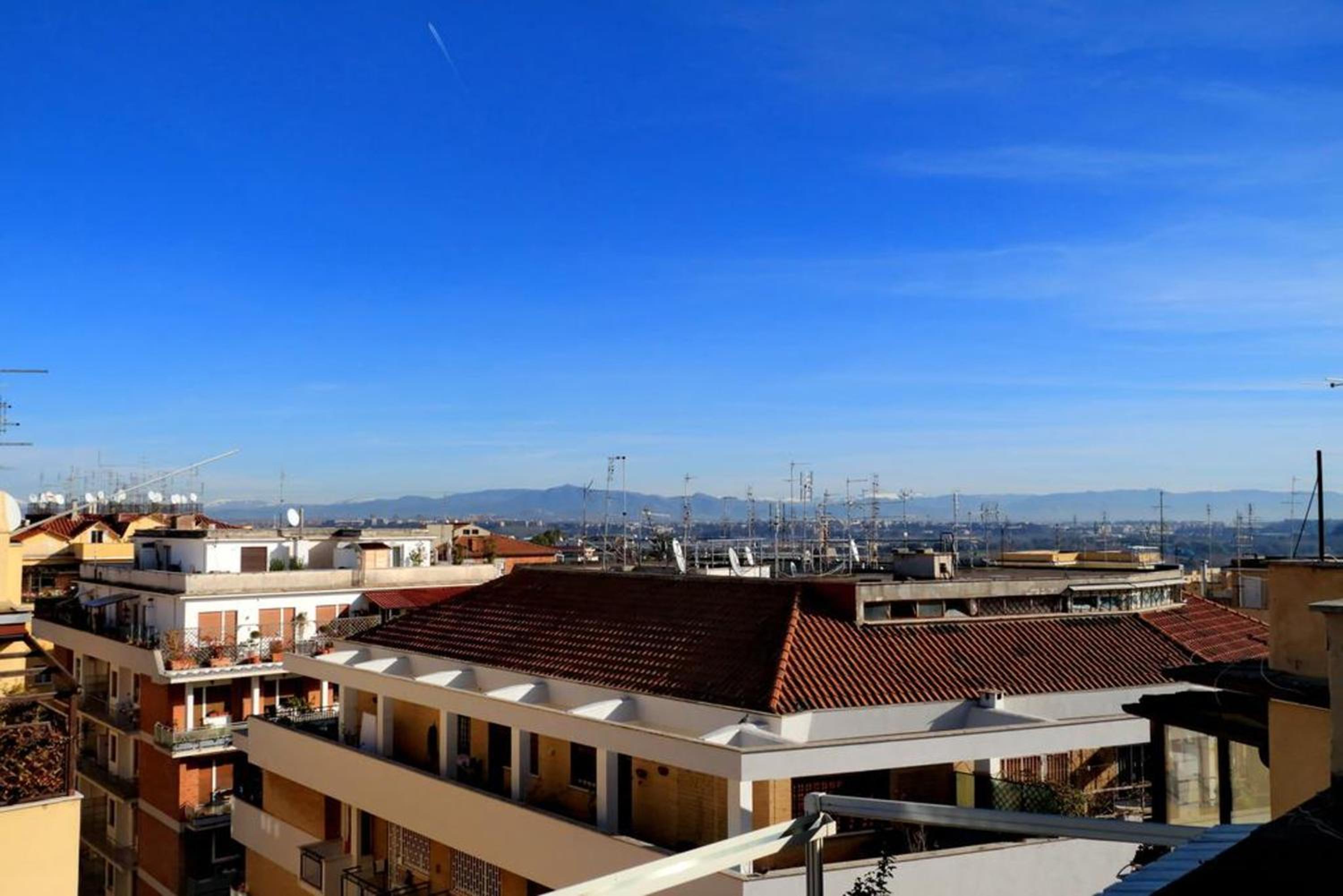 Charming studio in Rome 30 m² air conditioning