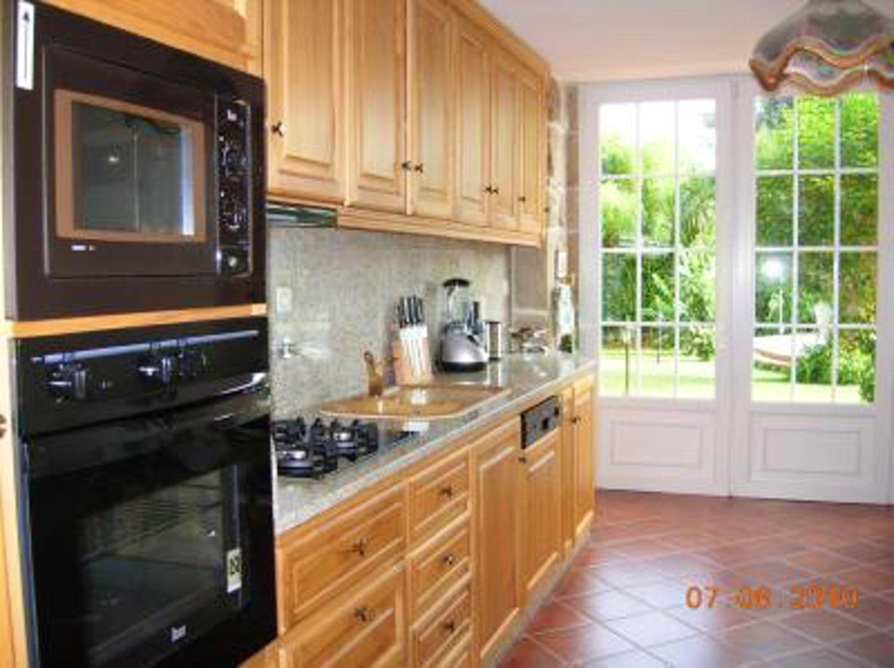 Charming villa with mountain view in Pedraça, pool view 3