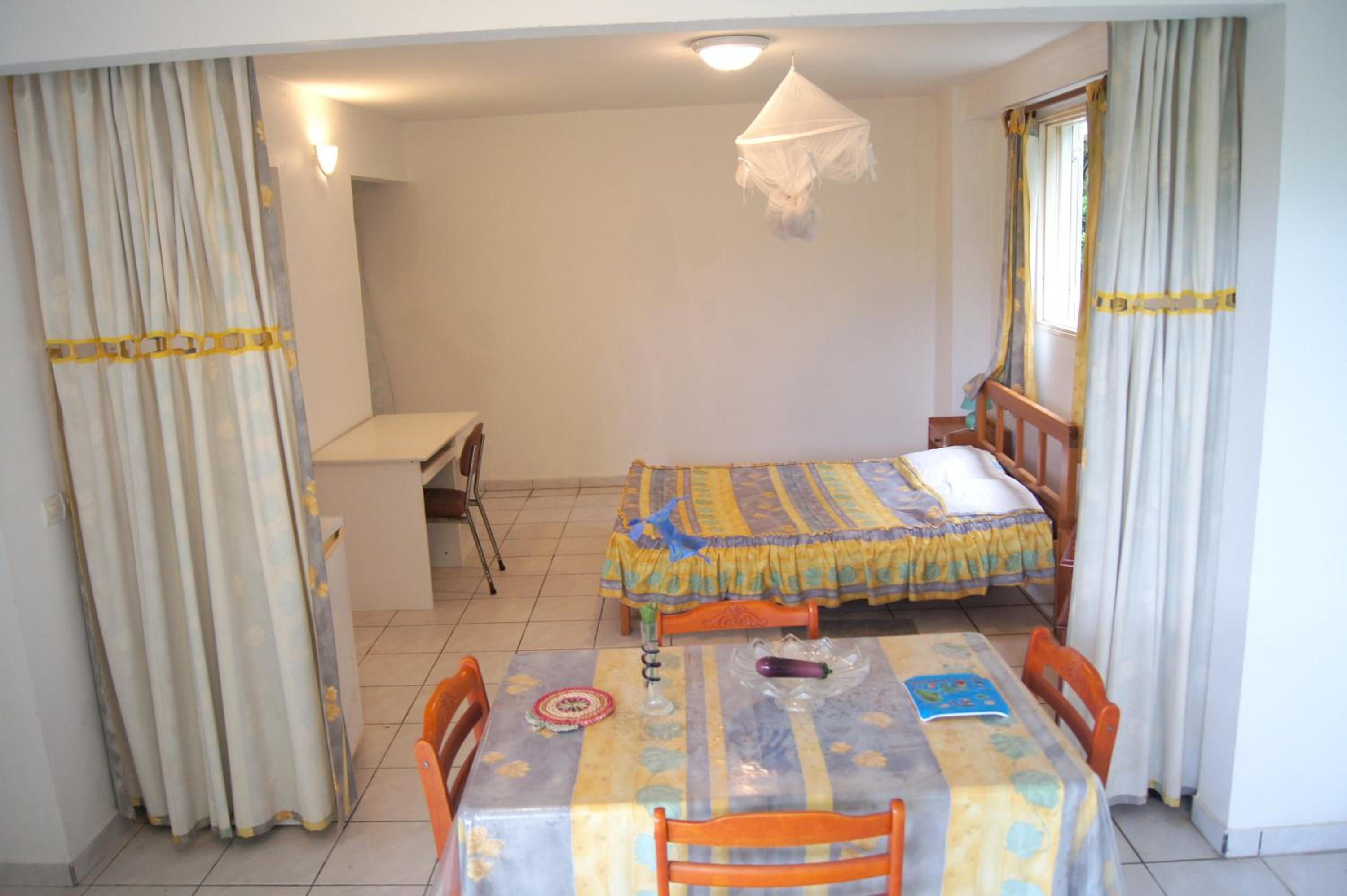 Studio cosy au Moule 30 m² avec jardin privé view 5