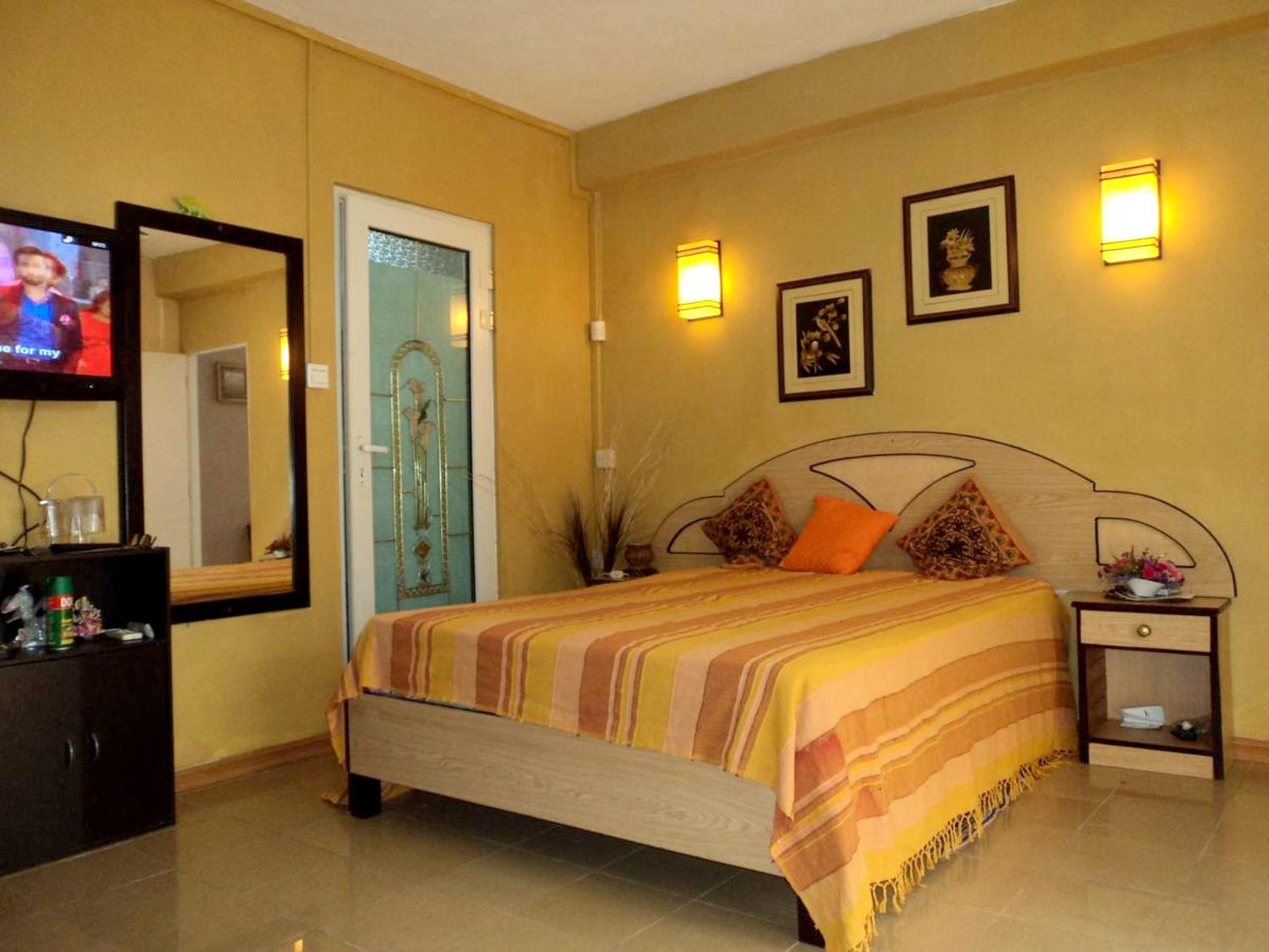 Charming Apartment in Pamplemousses, 30 m² with Garden View view 3