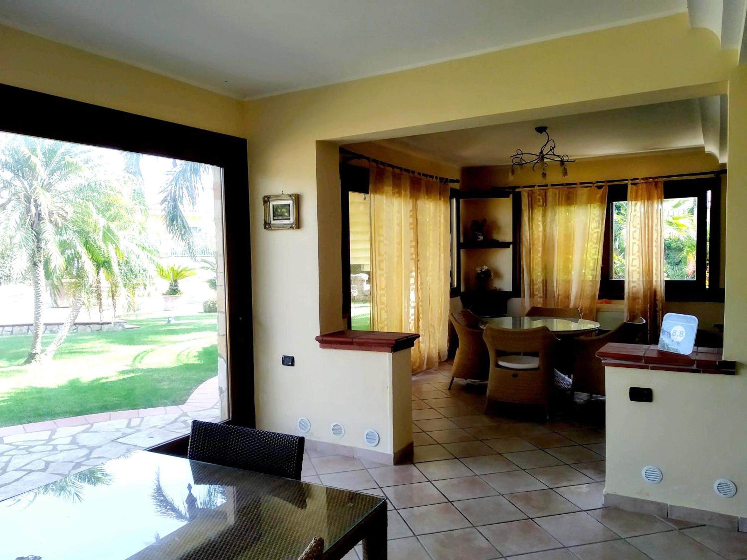 Comfortable apartment near Lago