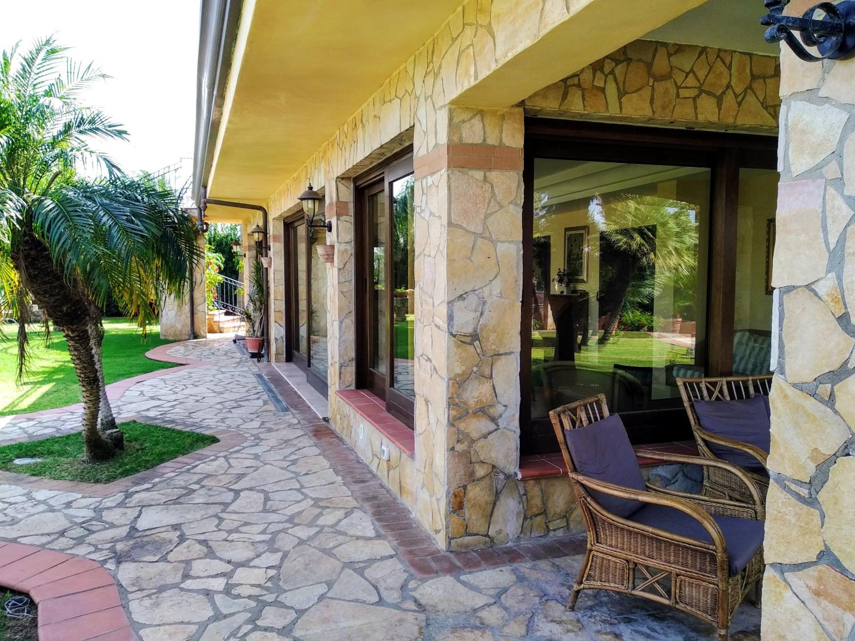 Comfortable apartment near Lago