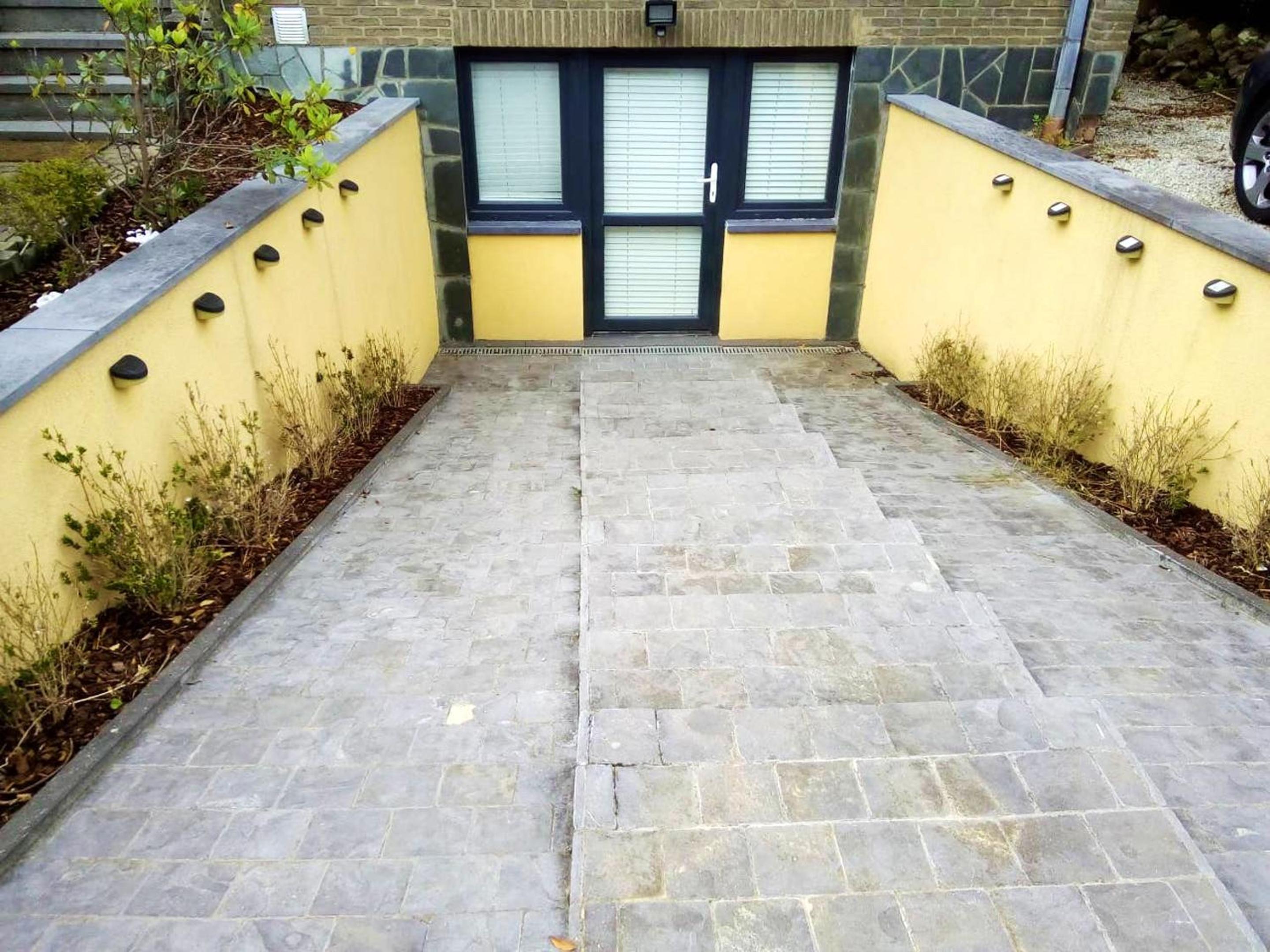 Comfortable Apartment in Waterloo with Jacuzzi - 78m²