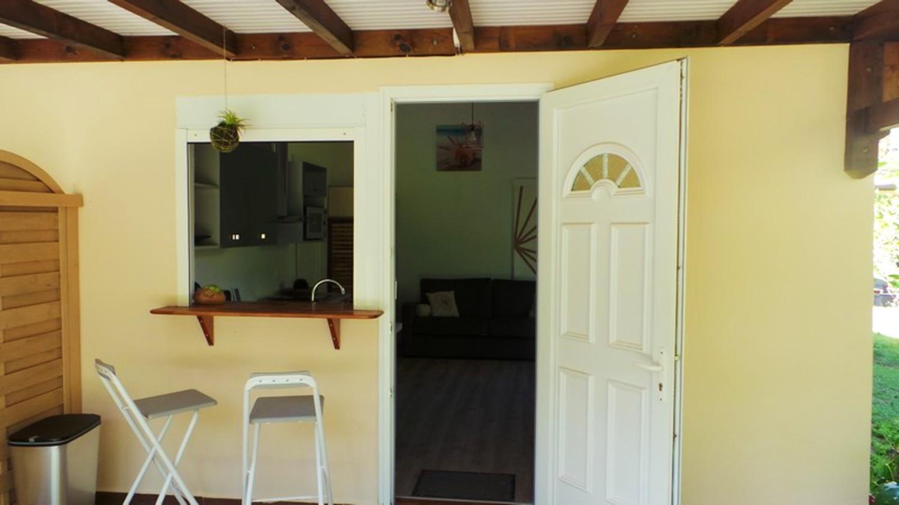 Appartement tranquille a Petit Bourg 36 m² avec vue sur montagne